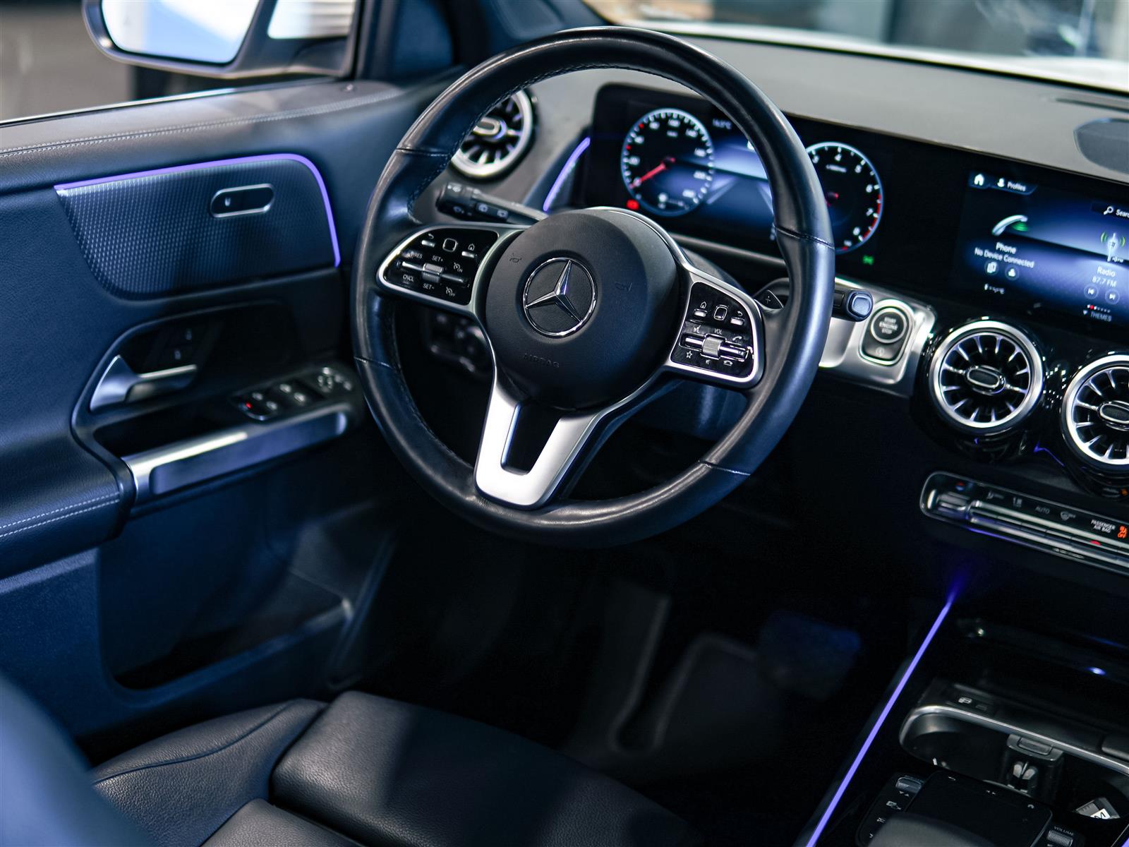 used 2022 Mercedes-Benz GLB 250 car, priced at $35,962