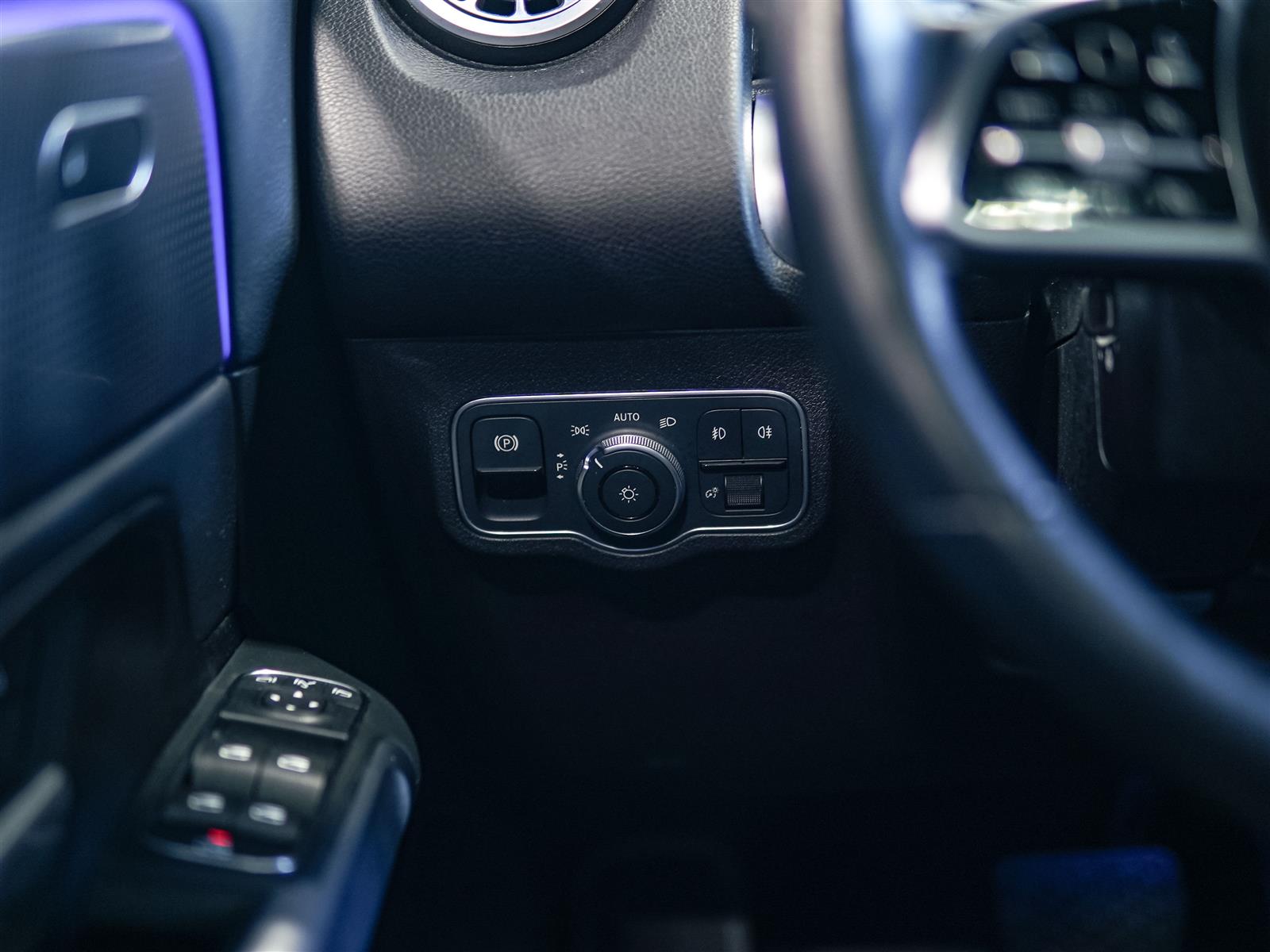 used 2022 Mercedes-Benz GLB 250 car, priced at $35,962