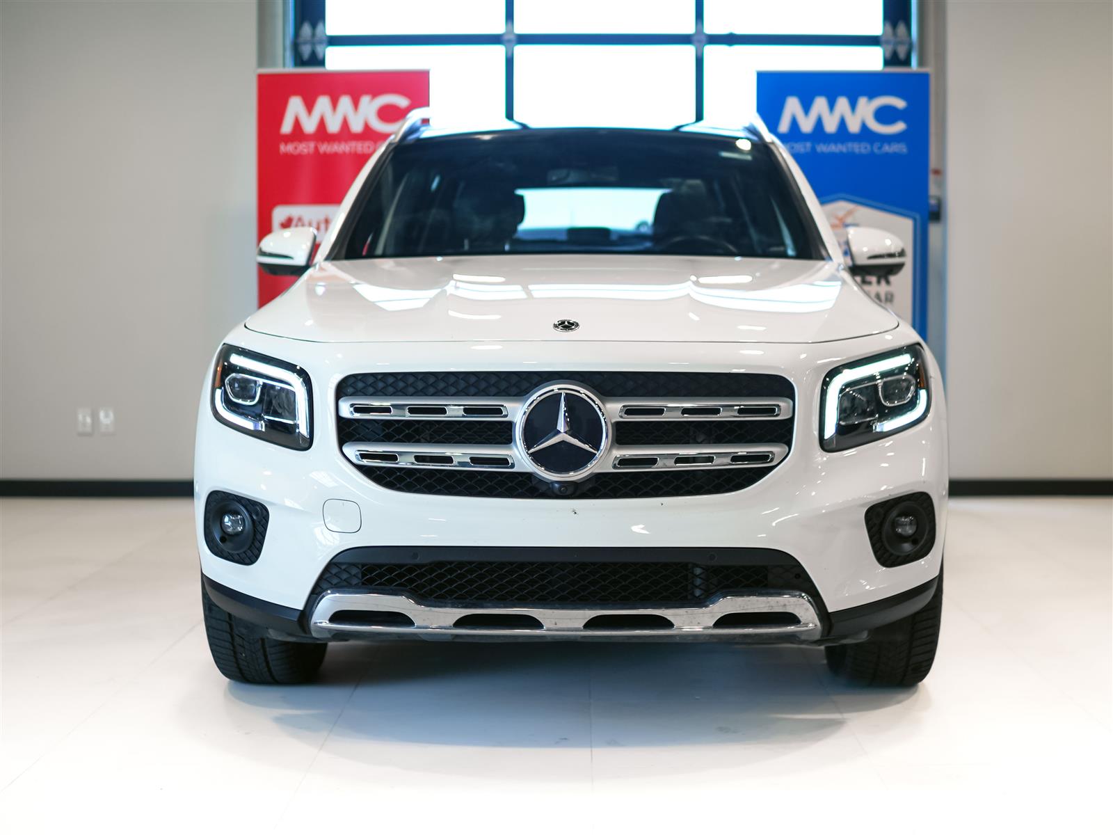 used 2022 Mercedes-Benz GLB 250 car, priced at $35,962