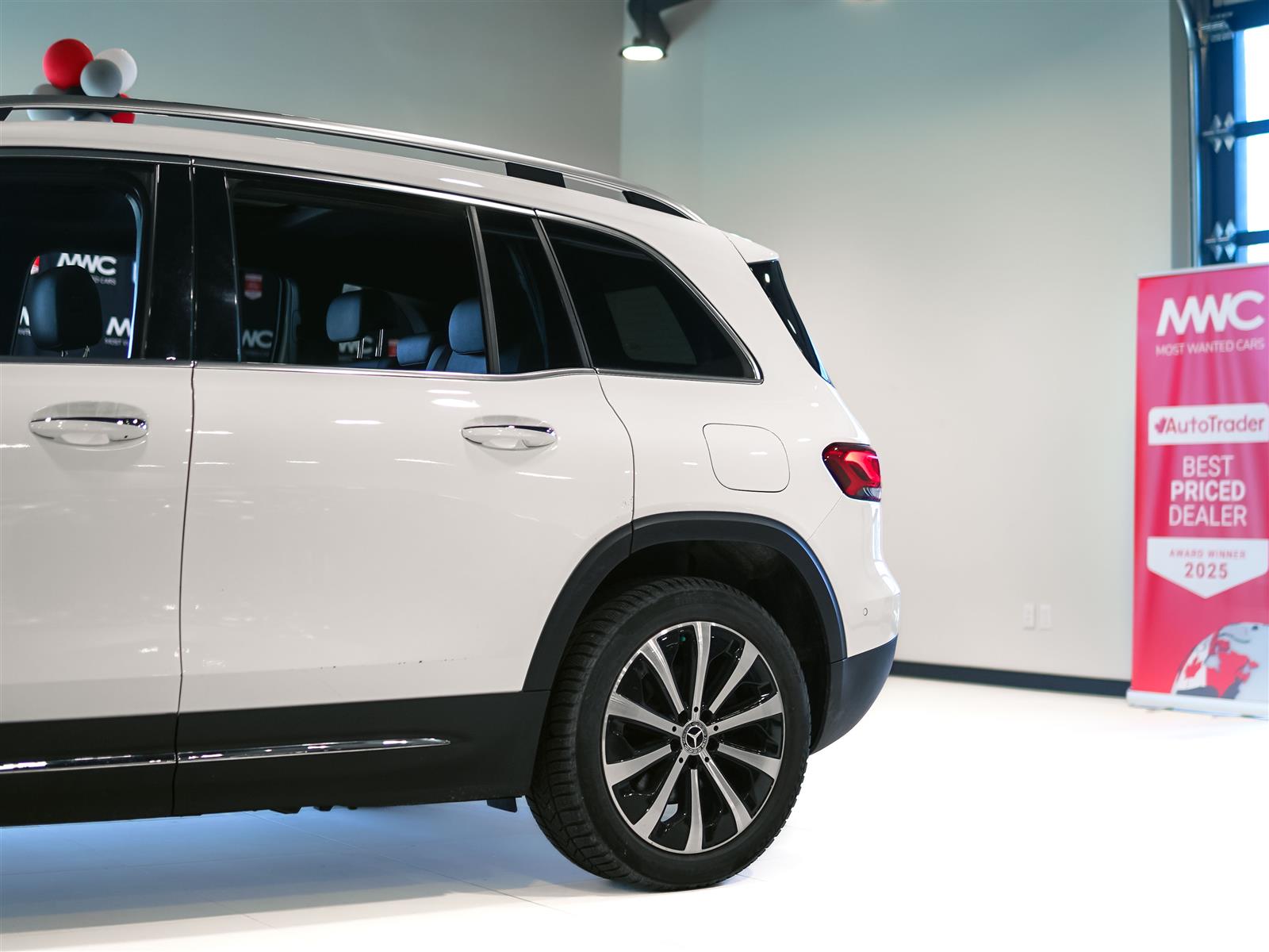 used 2022 Mercedes-Benz GLB 250 car, priced at $35,962