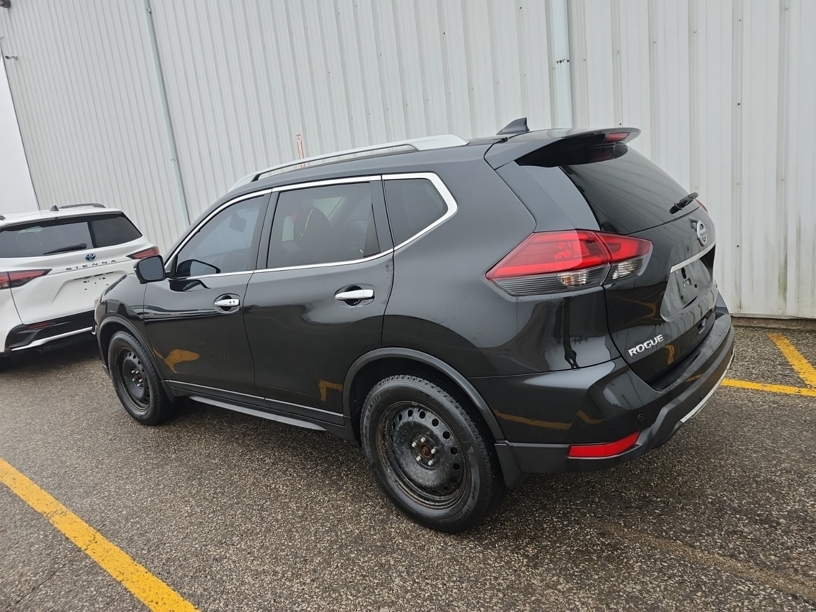 used 2019 Nissan Rogue car, priced at $15,863