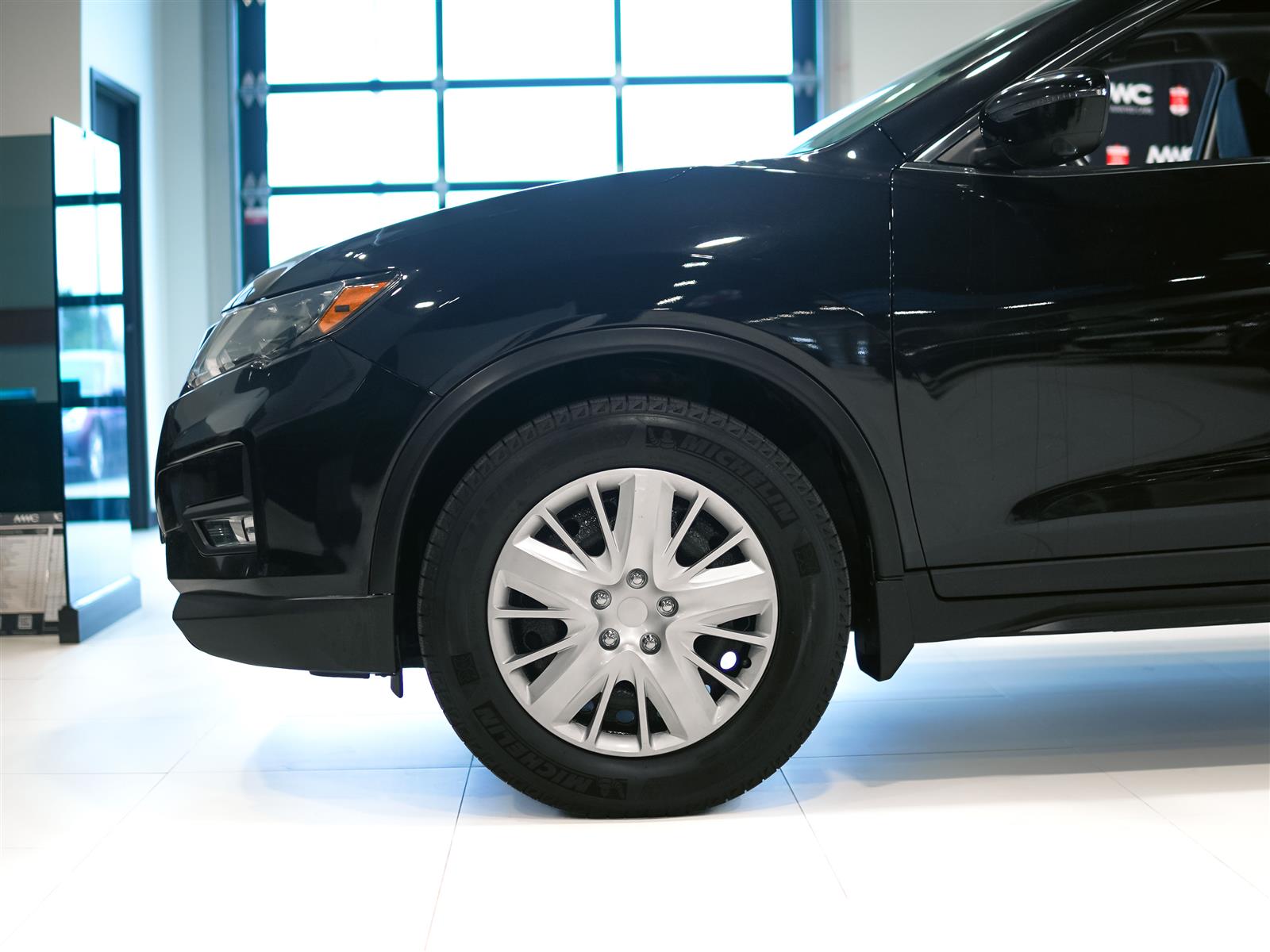 used 2019 Nissan Rogue car, priced at $15,392