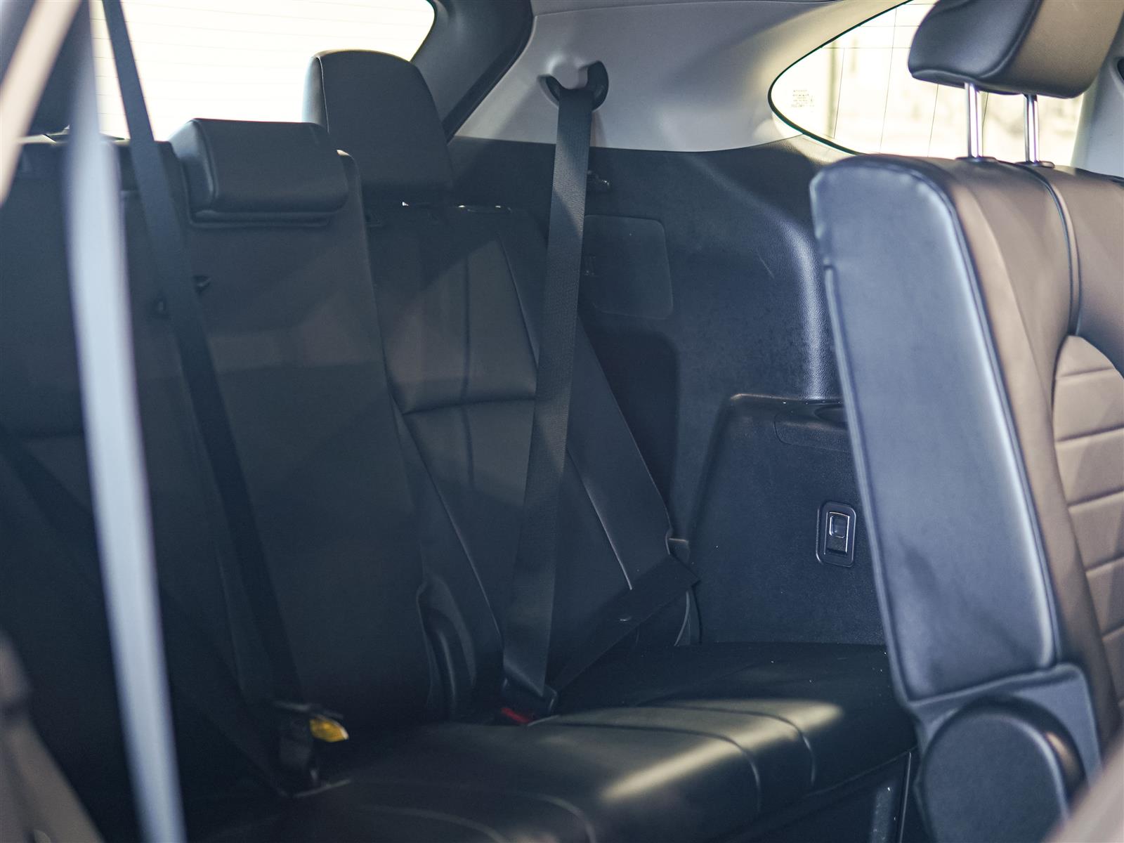used 2020 Toyota Highlander car, priced at $33,463