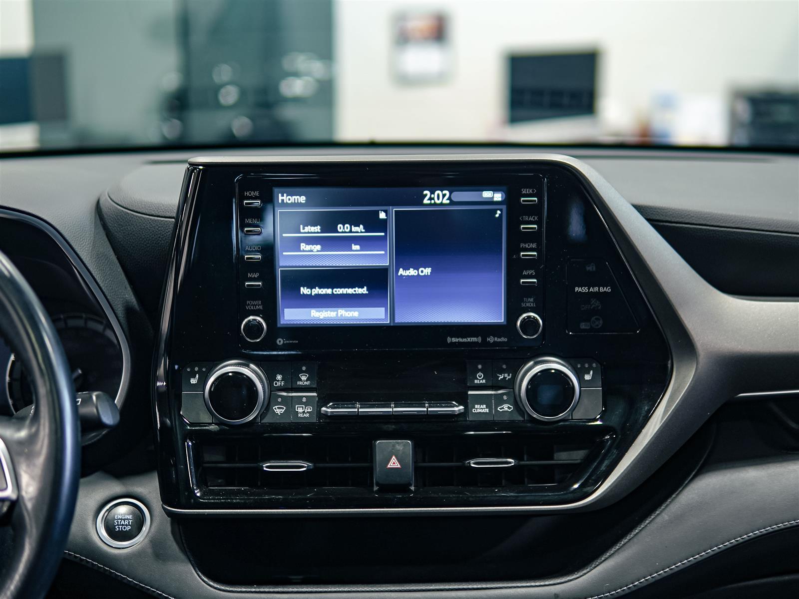 used 2020 Toyota Highlander car, priced at $33,463