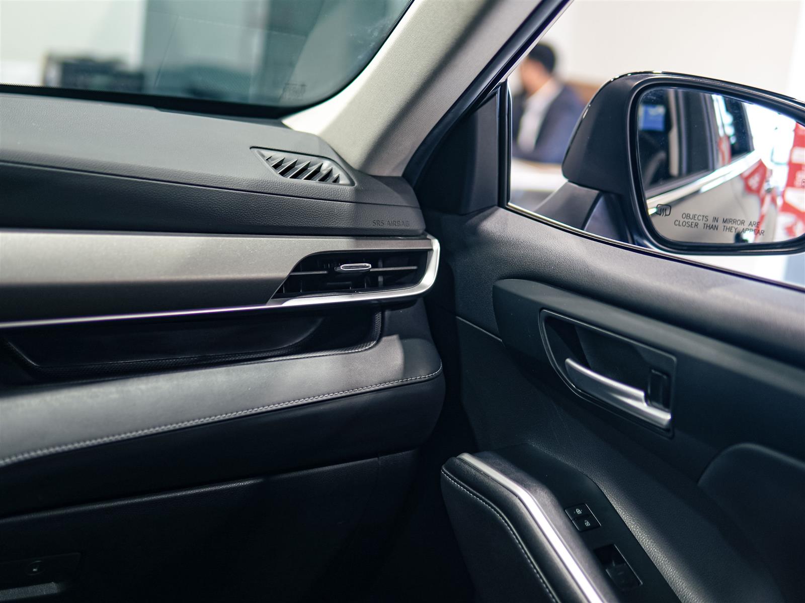 used 2020 Toyota Highlander car, priced at $33,463