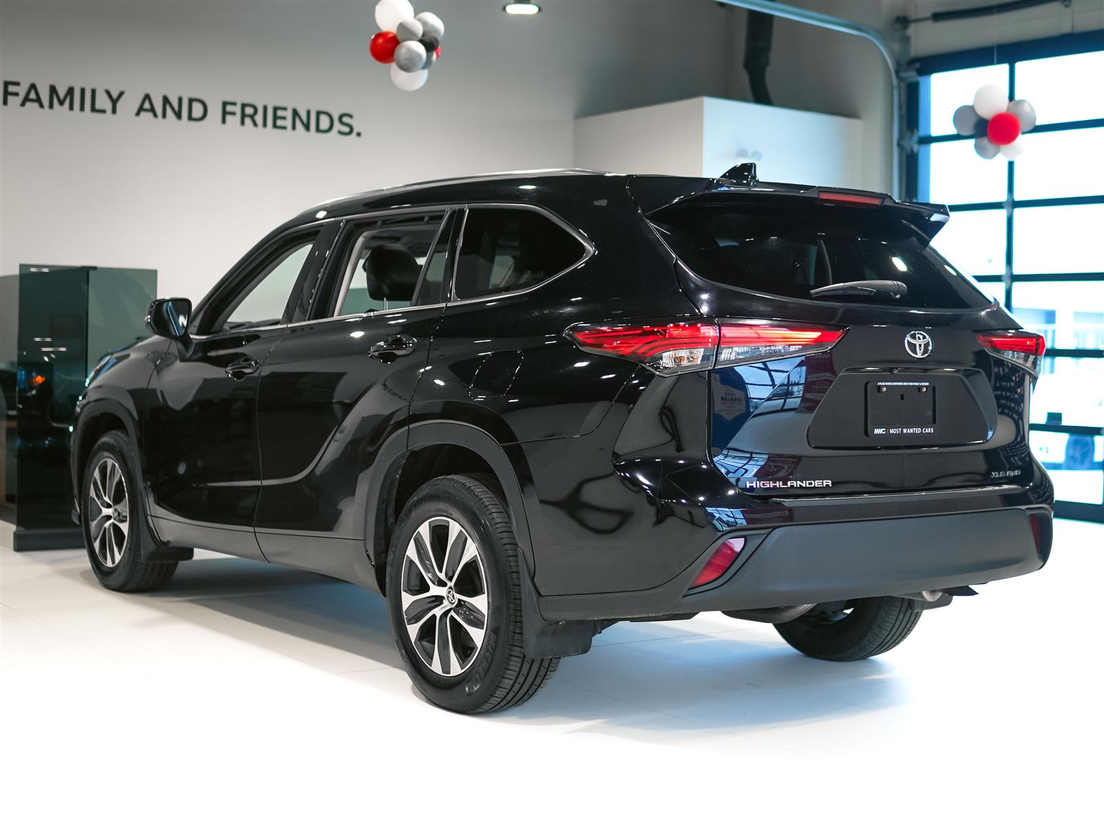 used 2020 Toyota Highlander car, priced at $33,463