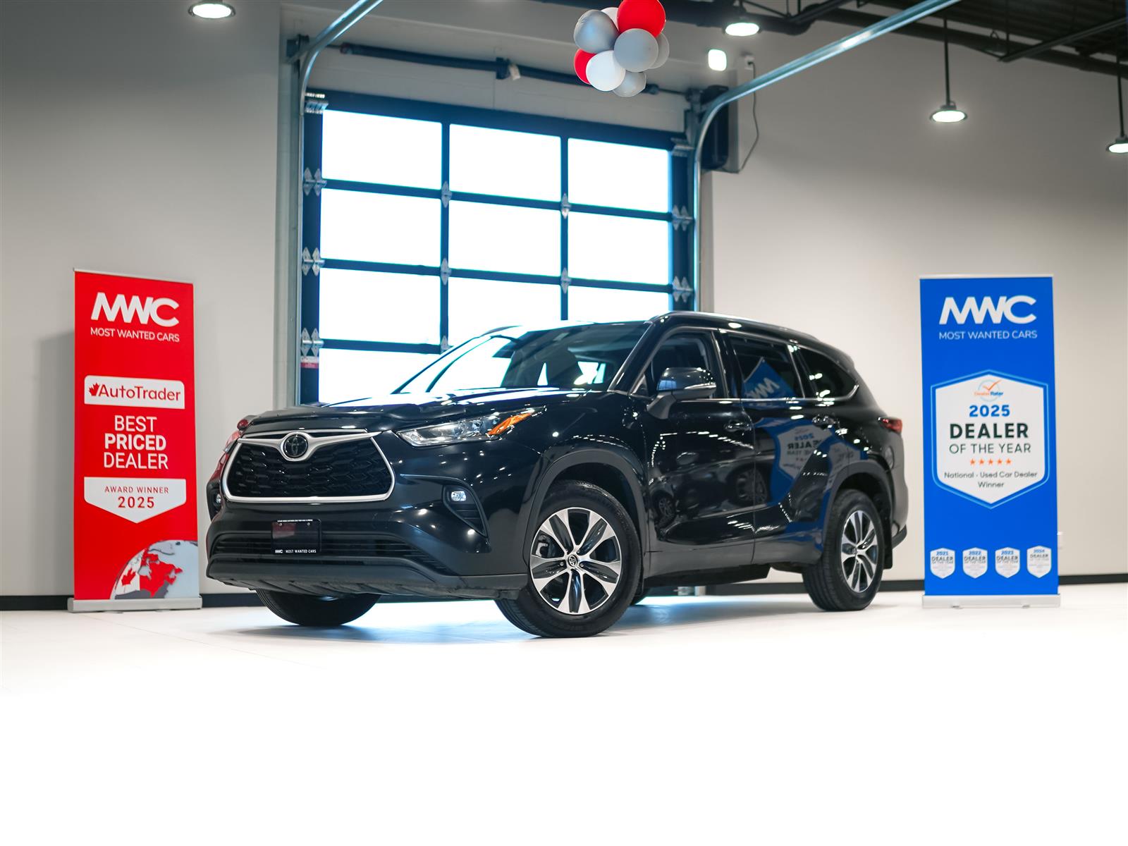 used 2020 Toyota Highlander car, priced at $33,463