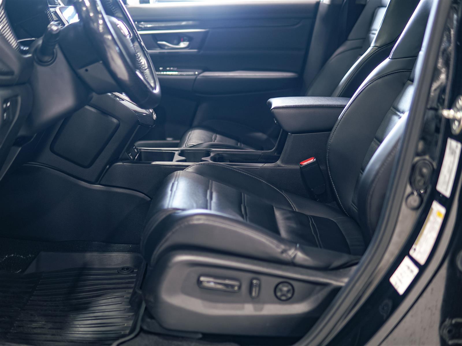 used 2020 Honda CR-V car, priced at $27,962