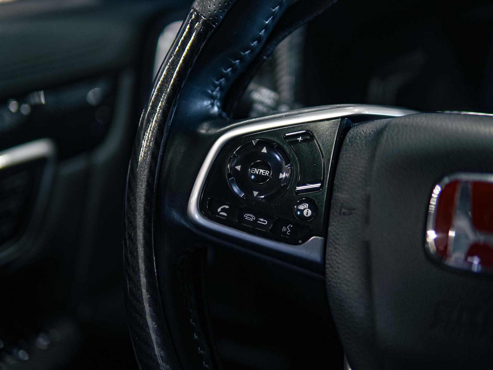 used 2020 Honda CR-V car, priced at $27,962