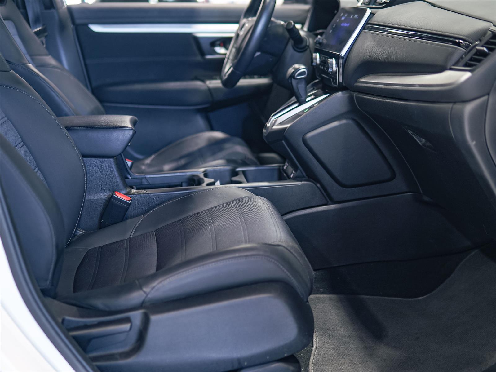 used 2022 Honda CR-V car, priced at $31,591