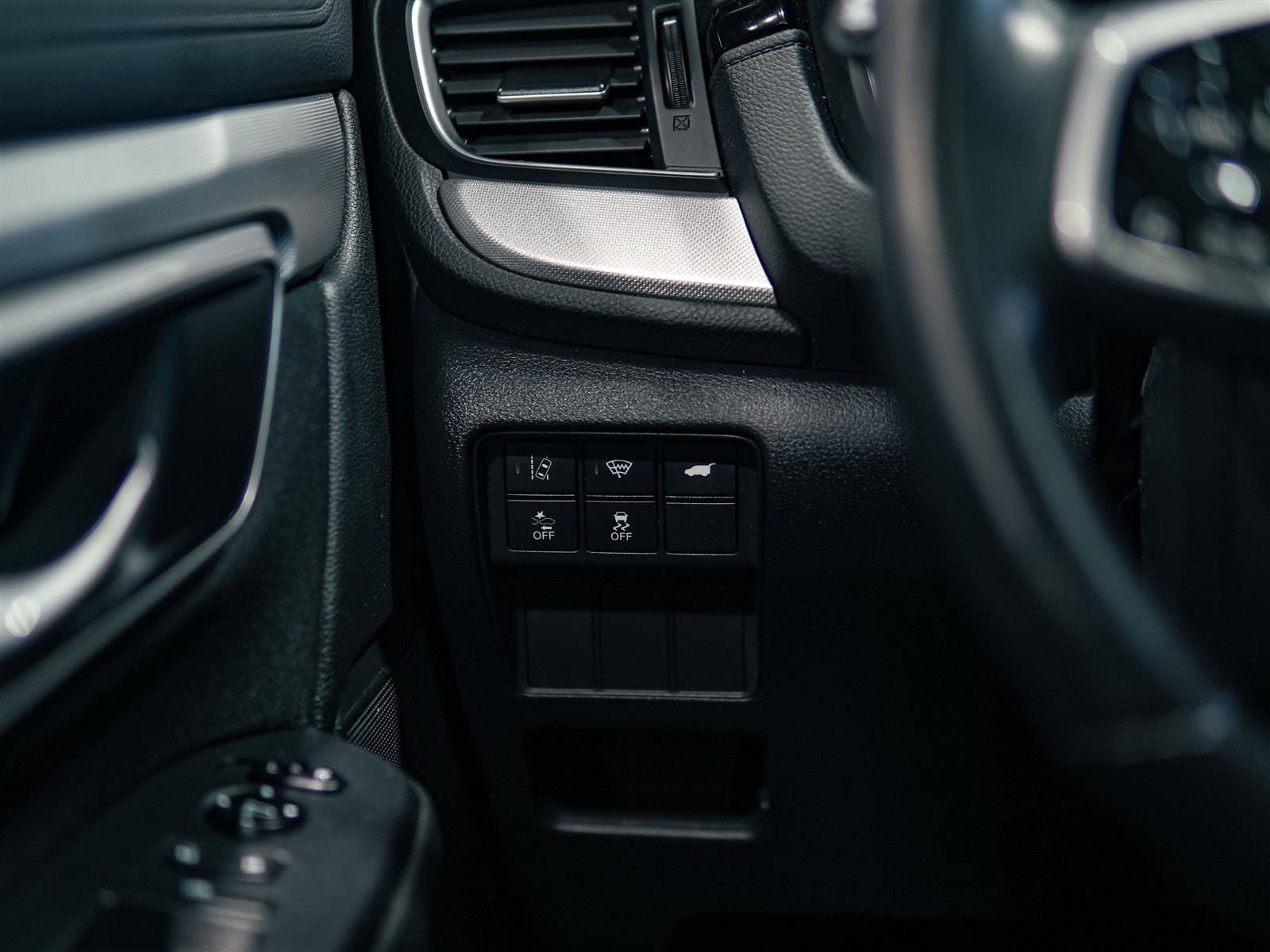 used 2020 Honda CR-V car, priced at $27,983