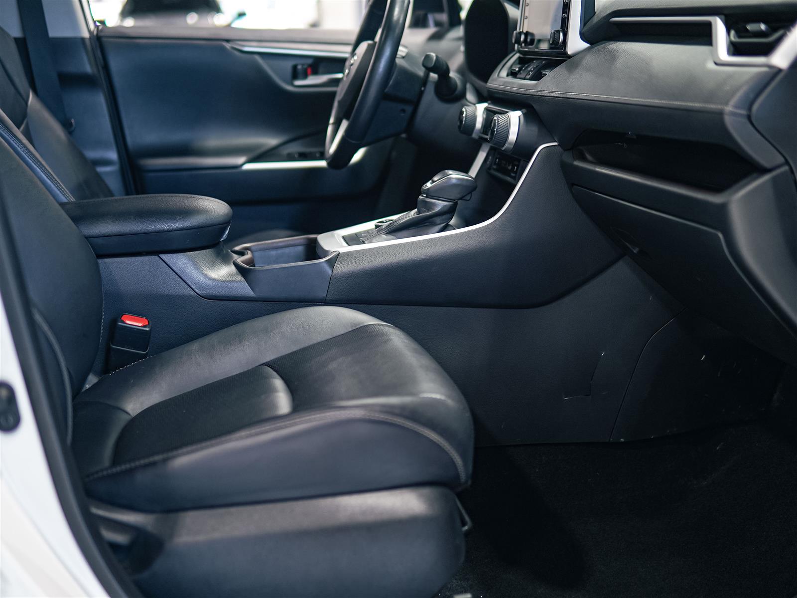 used 2020 Toyota RAV4 car, priced at $29,983