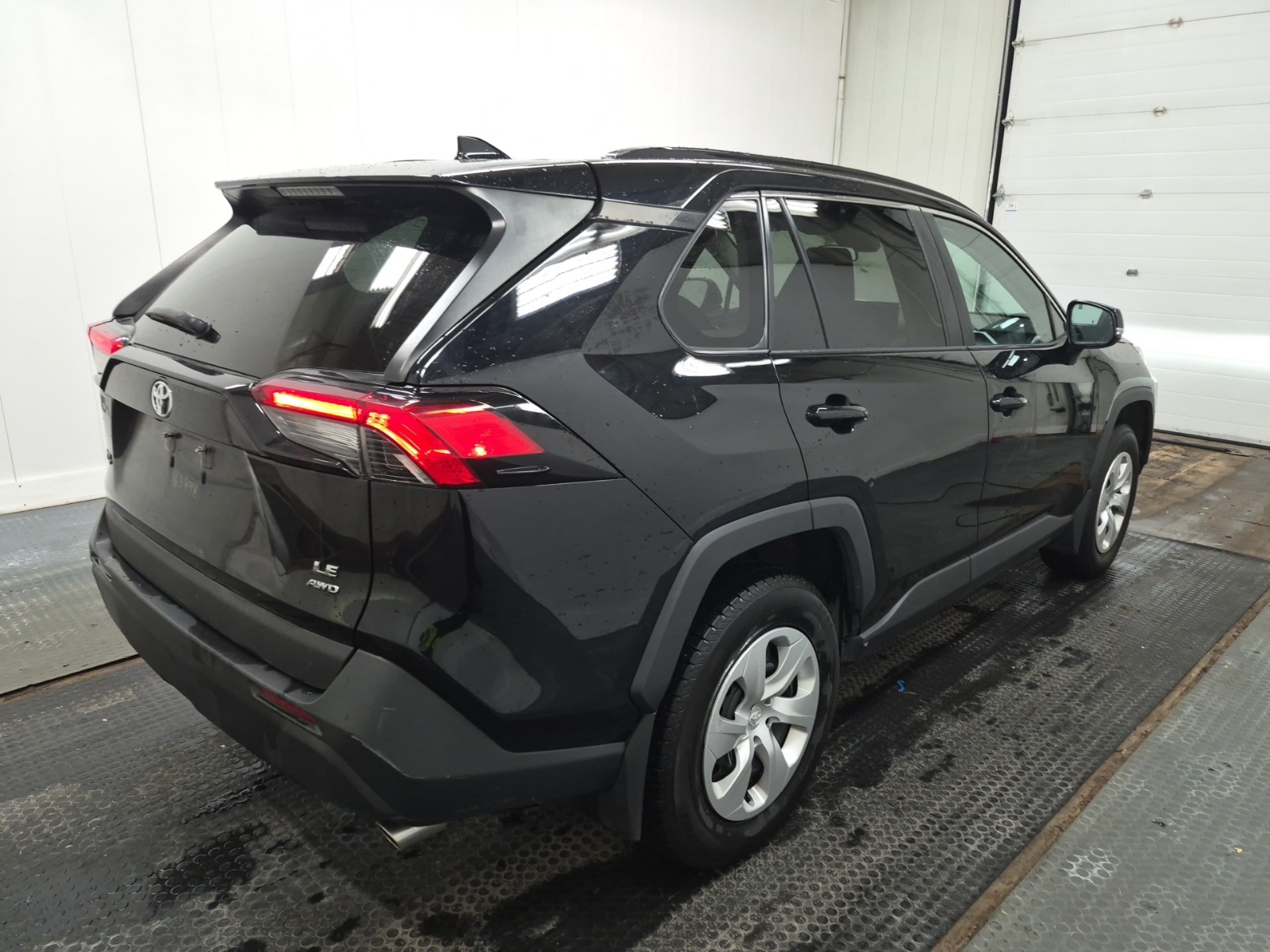 used 2021 Toyota RAV4 car, priced at $25,963