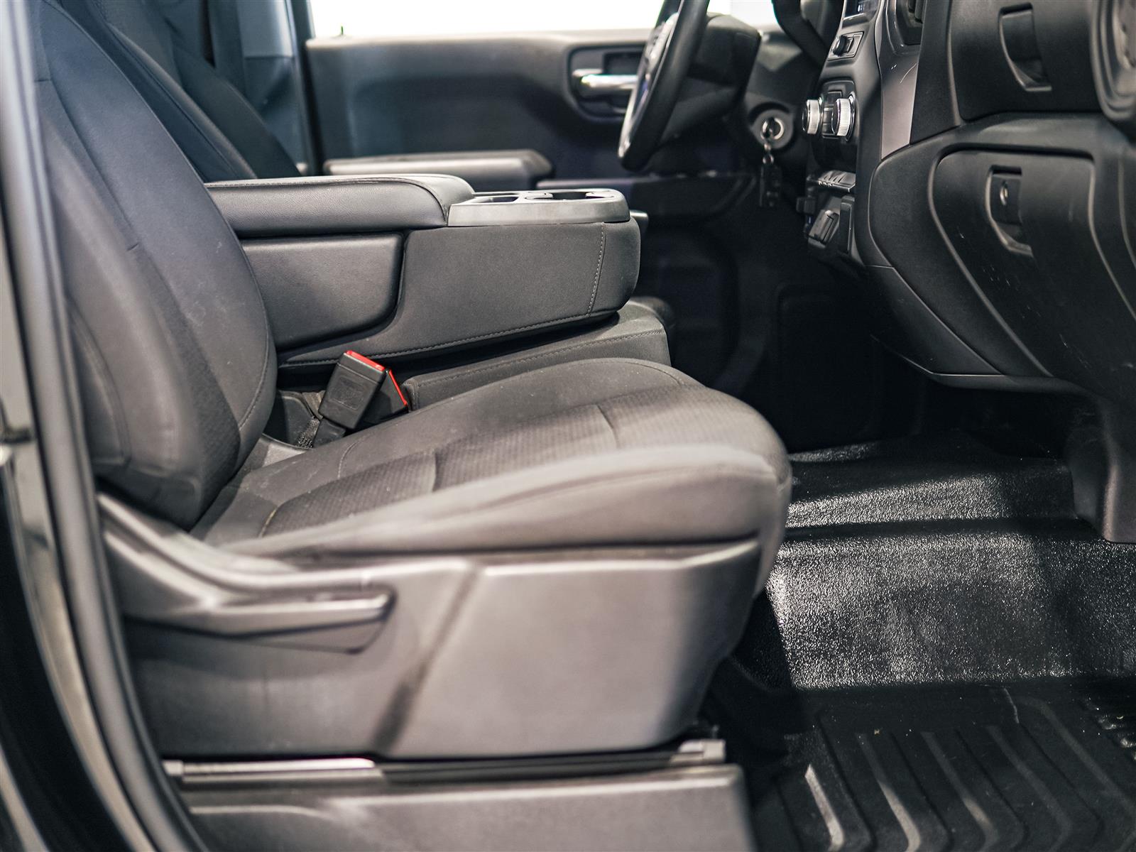 used 2020 GMC Sierra 1500 car, priced at $25,997