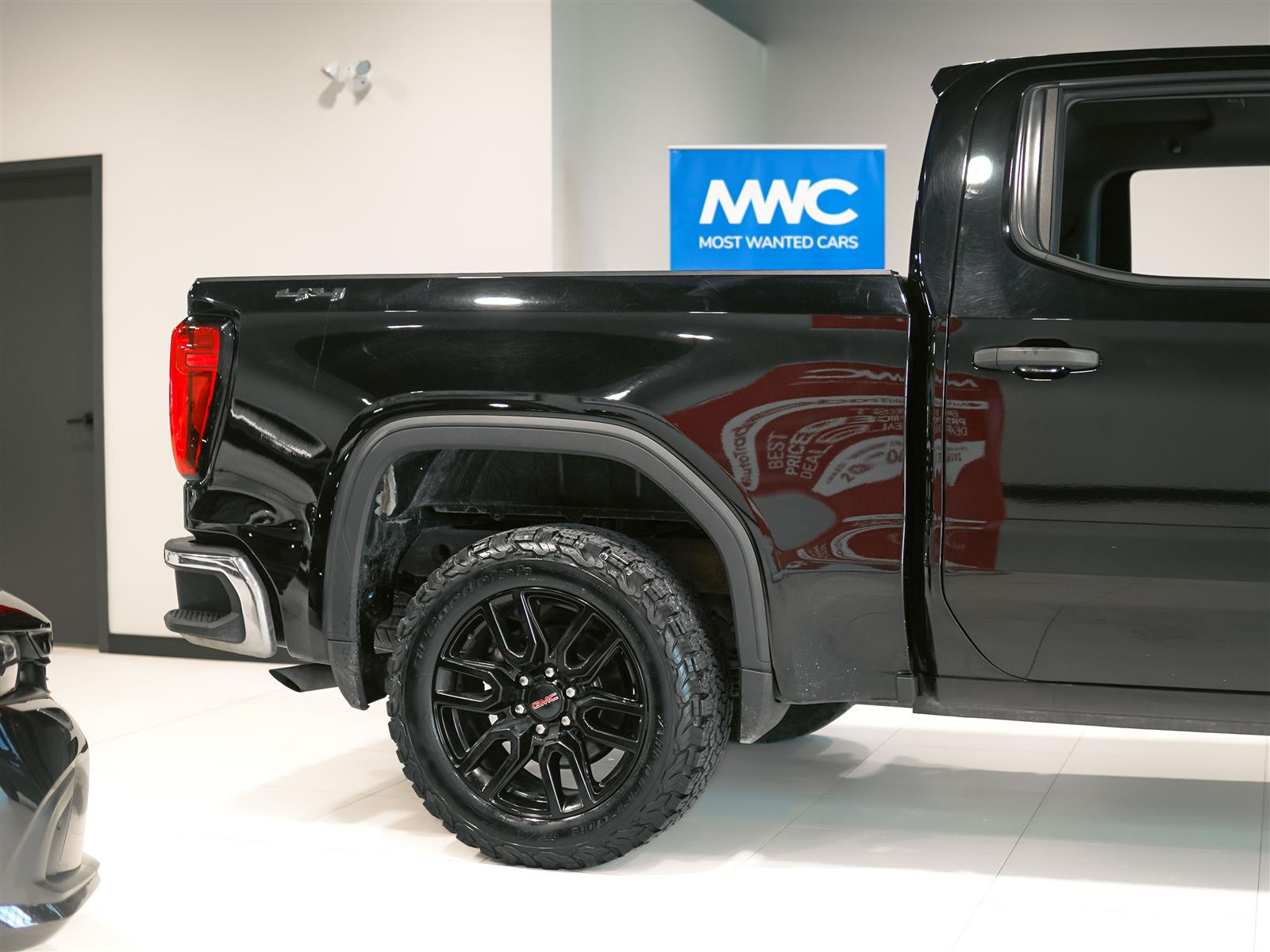 used 2020 GMC Sierra 1500 car, priced at $25,997