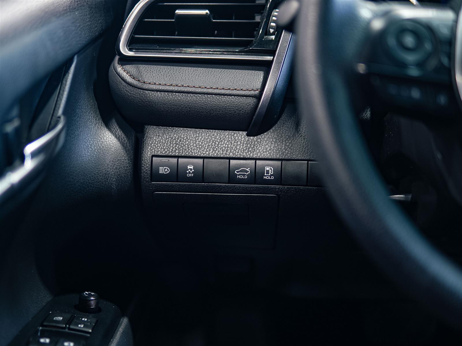 used 2019 Toyota Camry Hybrid car, priced at $24,492