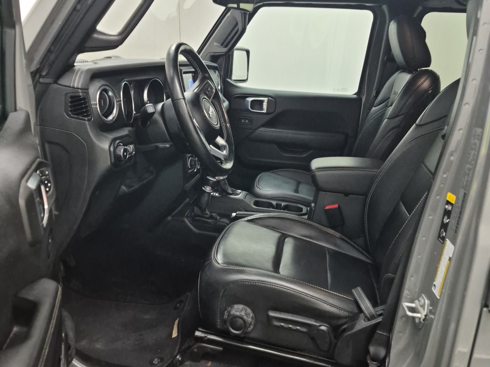 used 2021 Jeep Wrangler car, priced at $35,463