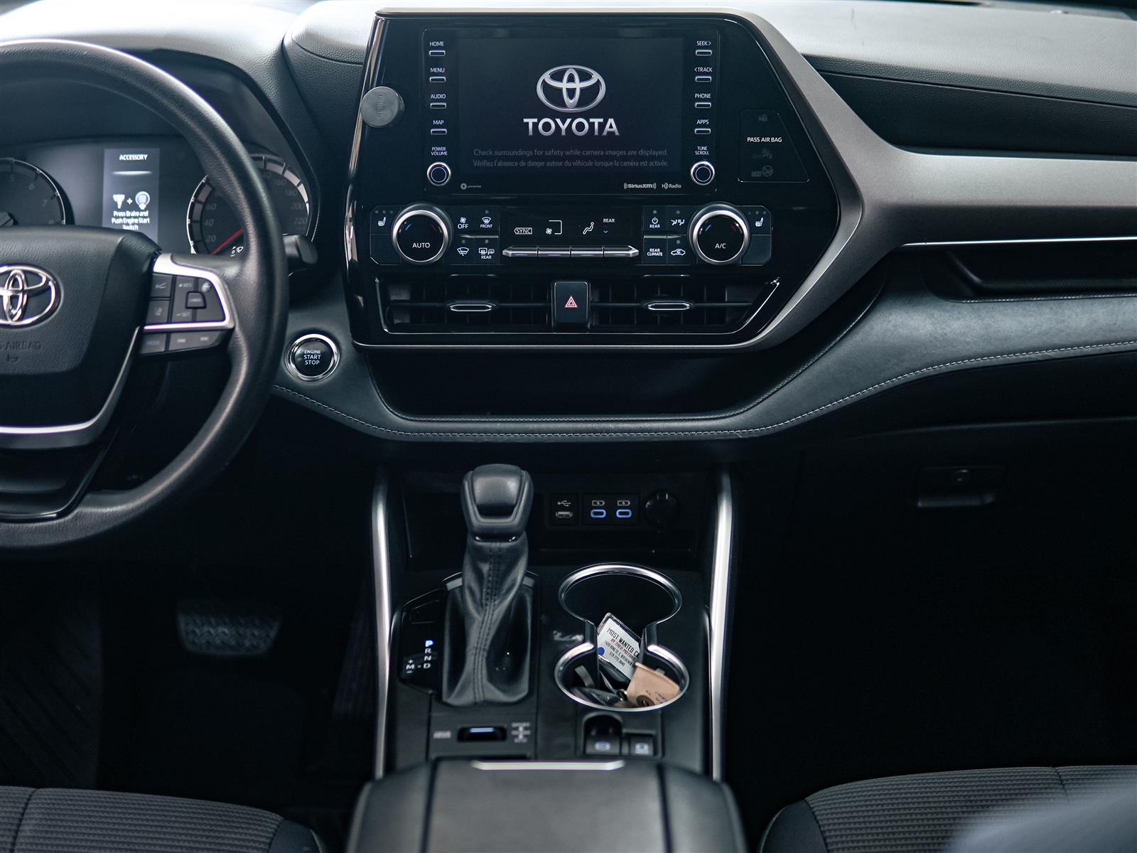 used 2022 Toyota Highlander car, priced at $33,496