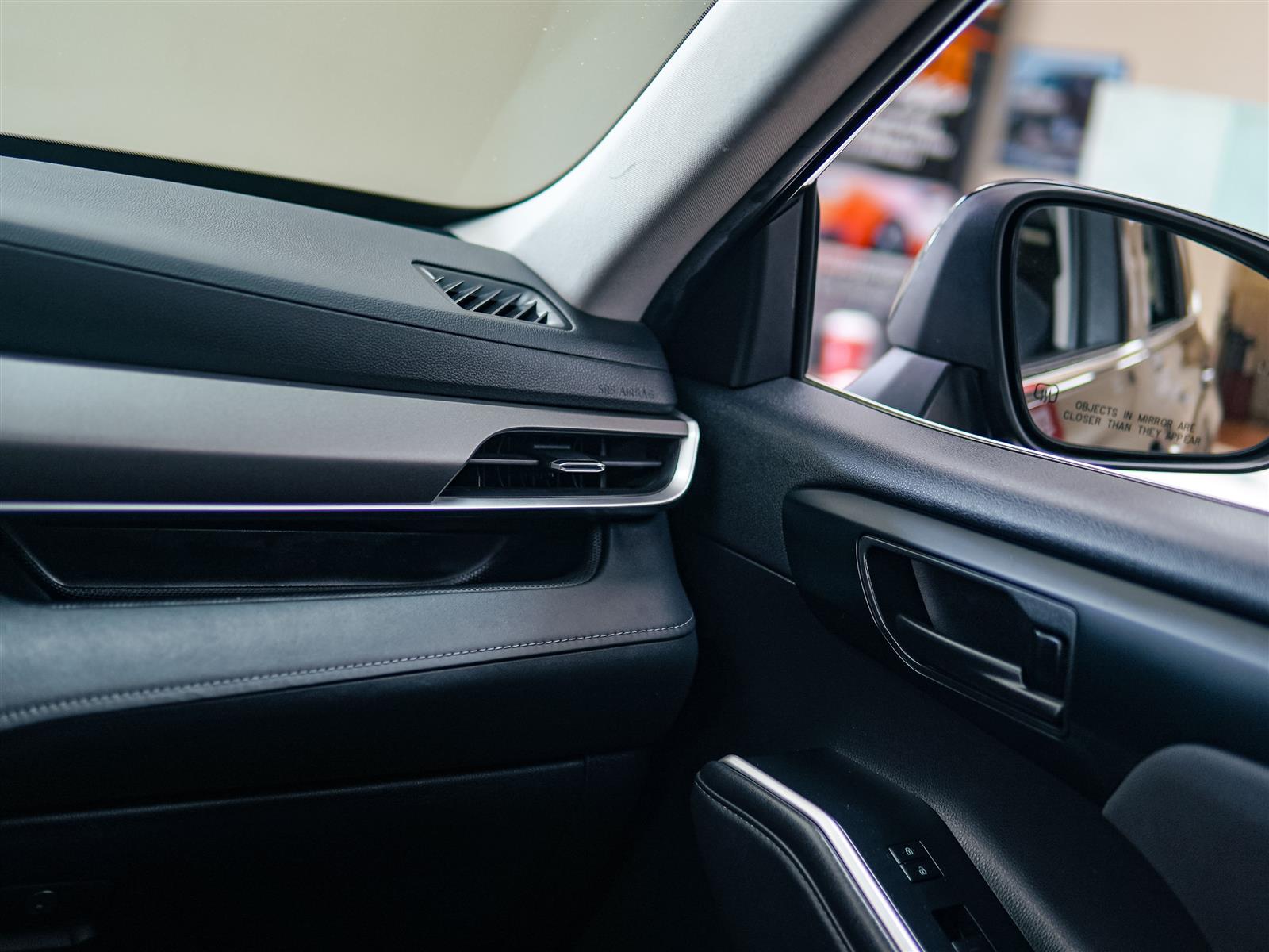 used 2022 Toyota Highlander car, priced at $33,496