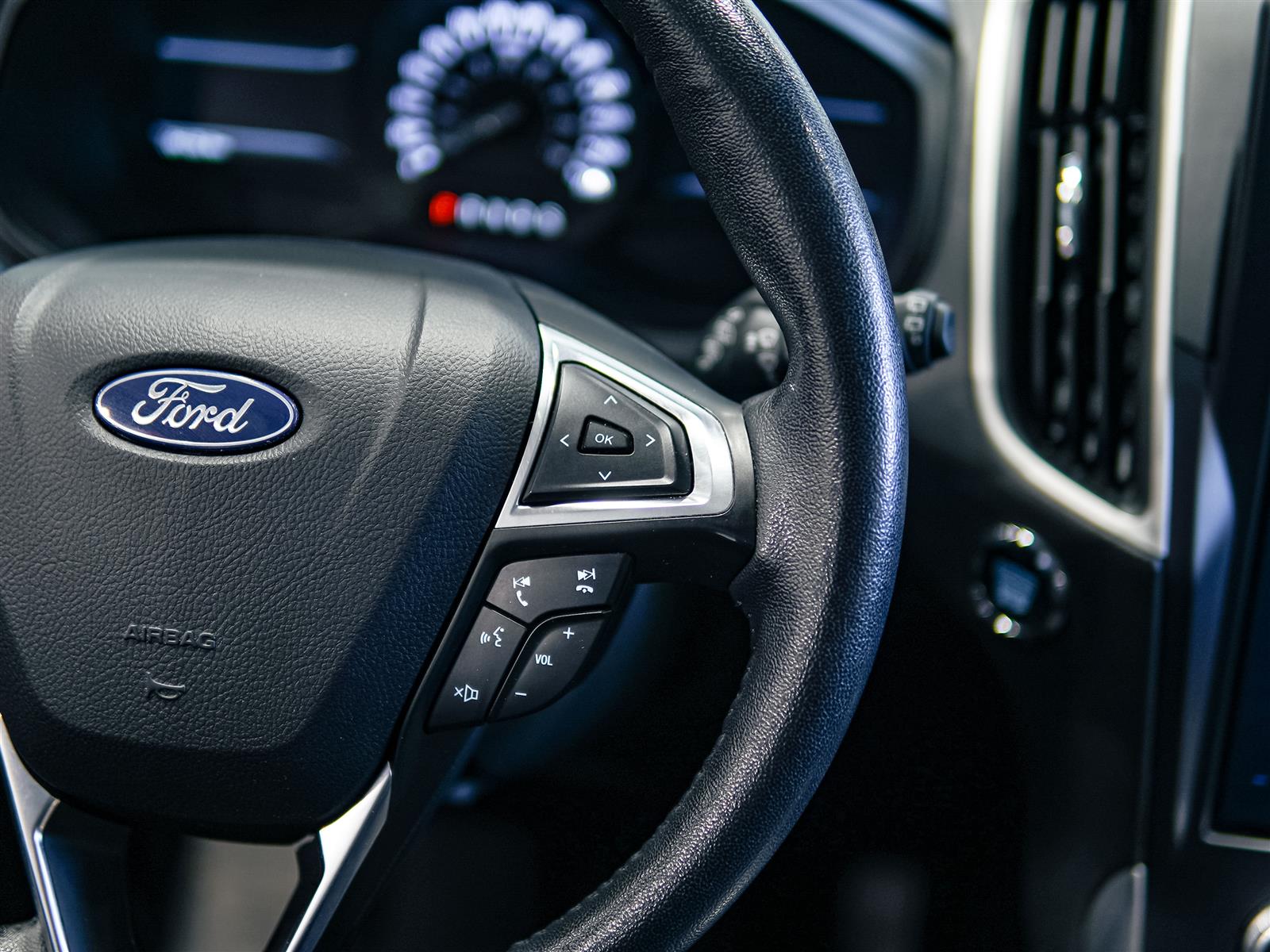 used 2023 Ford Edge car, priced at $23,882