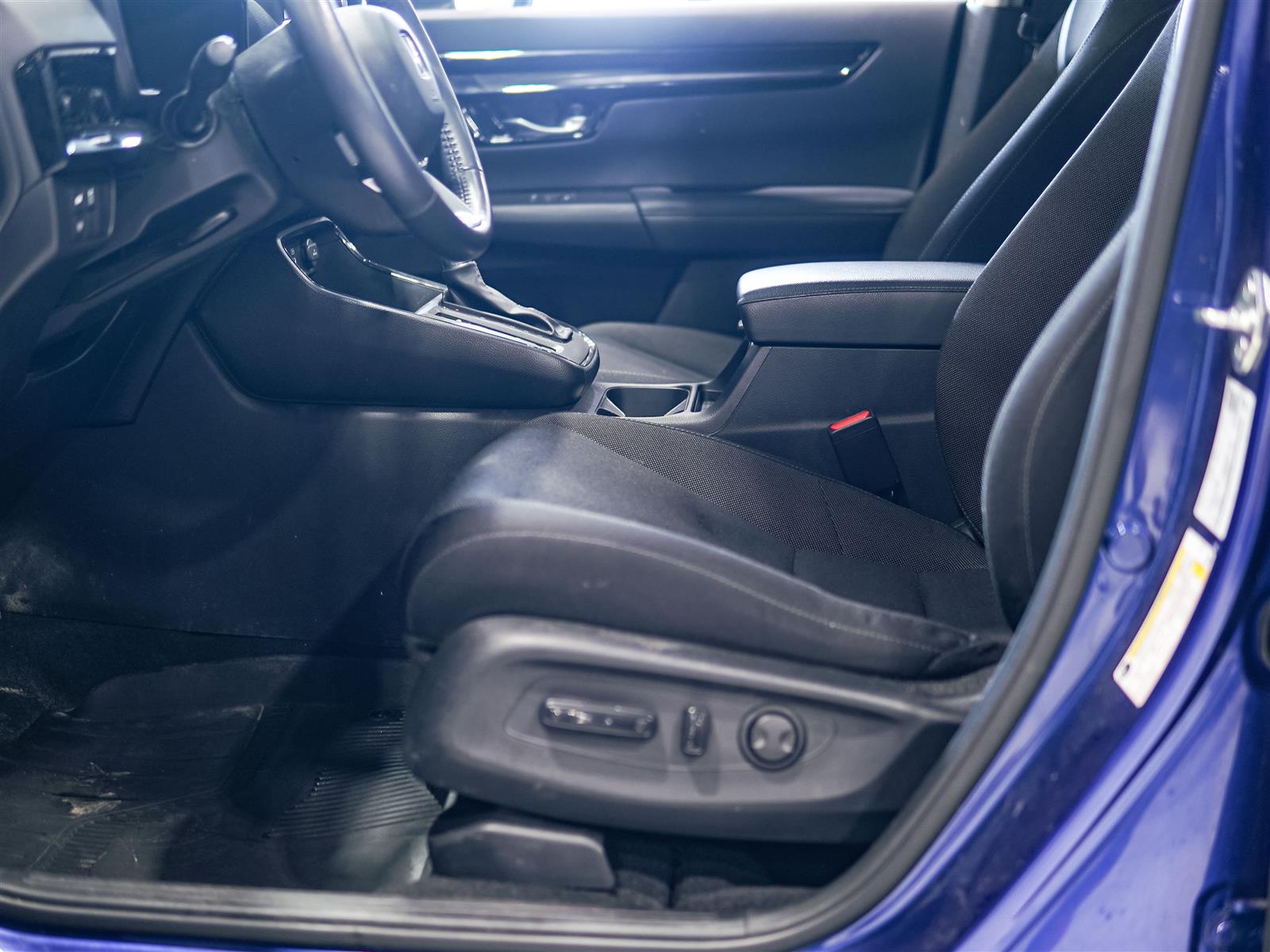 used 2025 Honda CR-V car, priced at $36,953