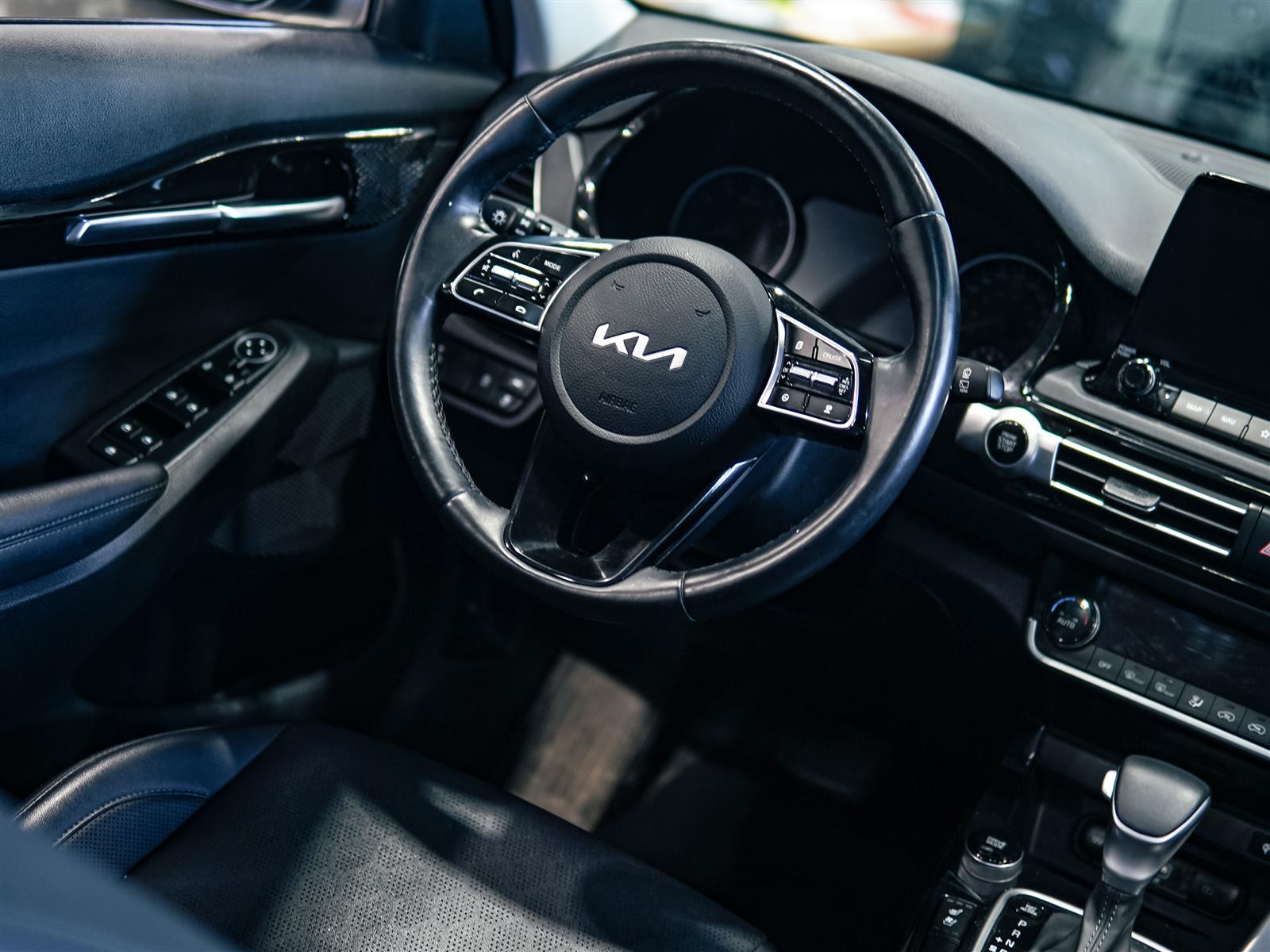 used 2023 Kia Seltos car, priced at $25,492