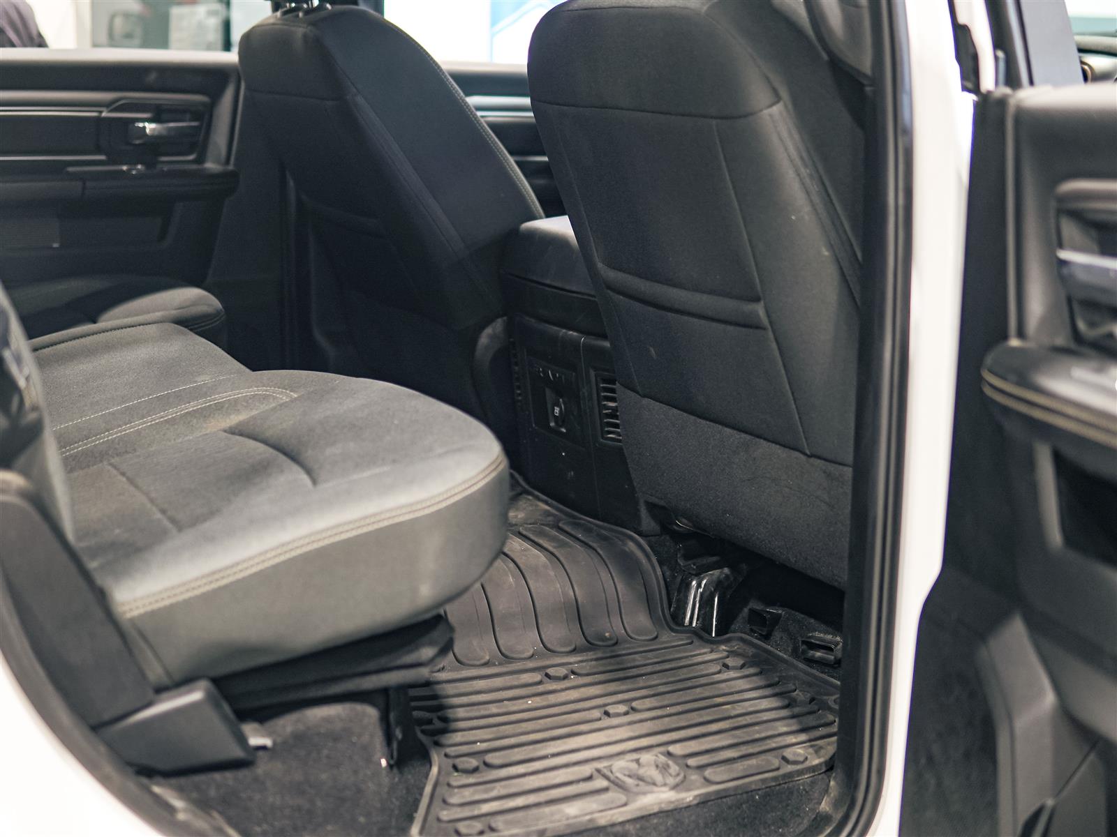 used 2022 Ram 1500 Classic car, priced at $32,964