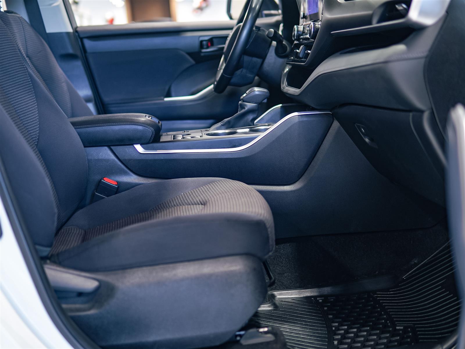 used 2023 Toyota Highlander Hybrid car, priced at $41,962
