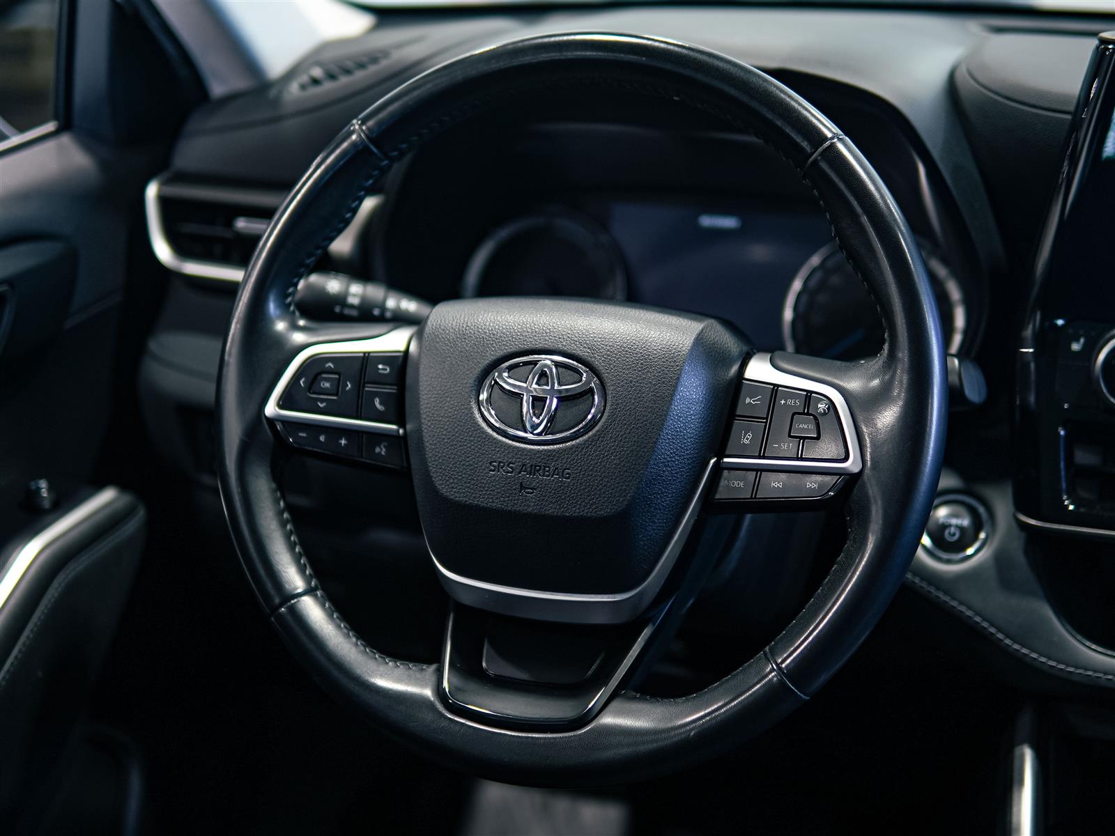 used 2023 Toyota Highlander Hybrid car, priced at $41,962
