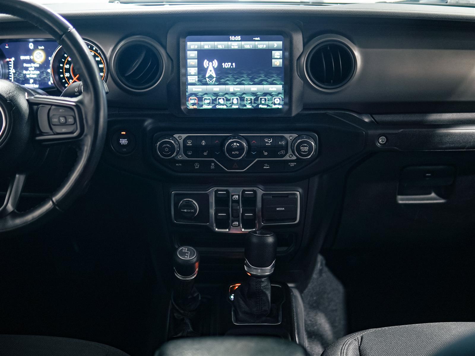 used 2022 Jeep Gladiator car, priced at $37,994