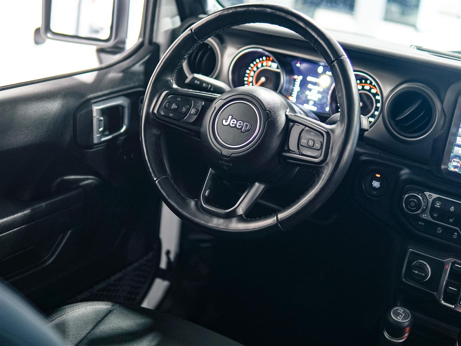 used 2022 Jeep Gladiator car, priced at $37,994