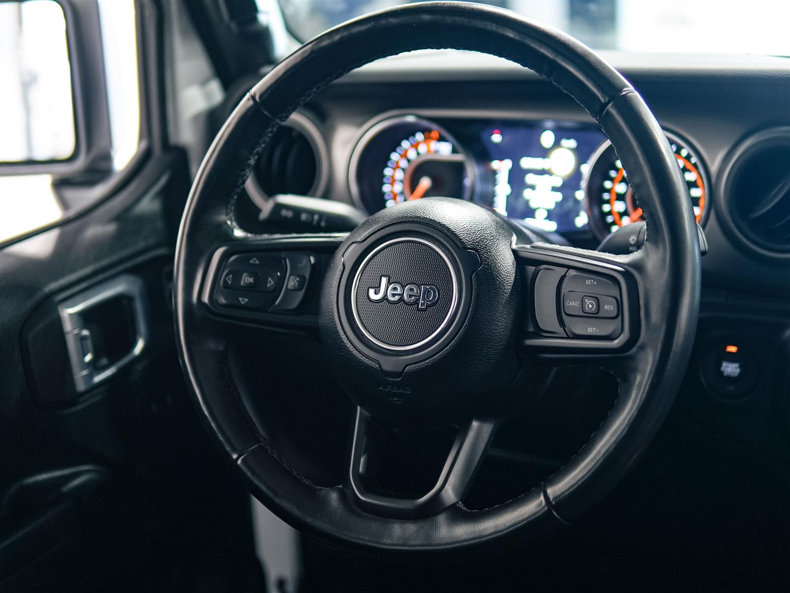 used 2022 Jeep Gladiator car, priced at $37,994