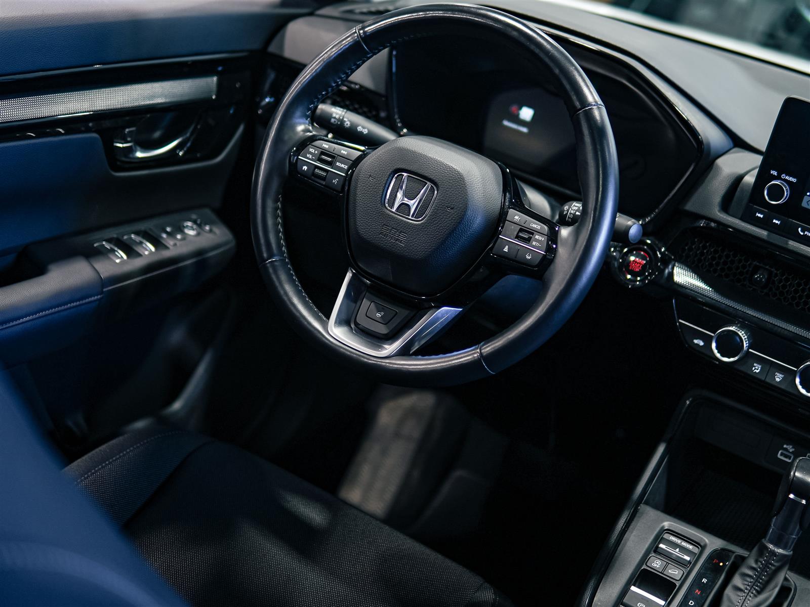 used 2025 Honda CR-V car, priced at $38,862