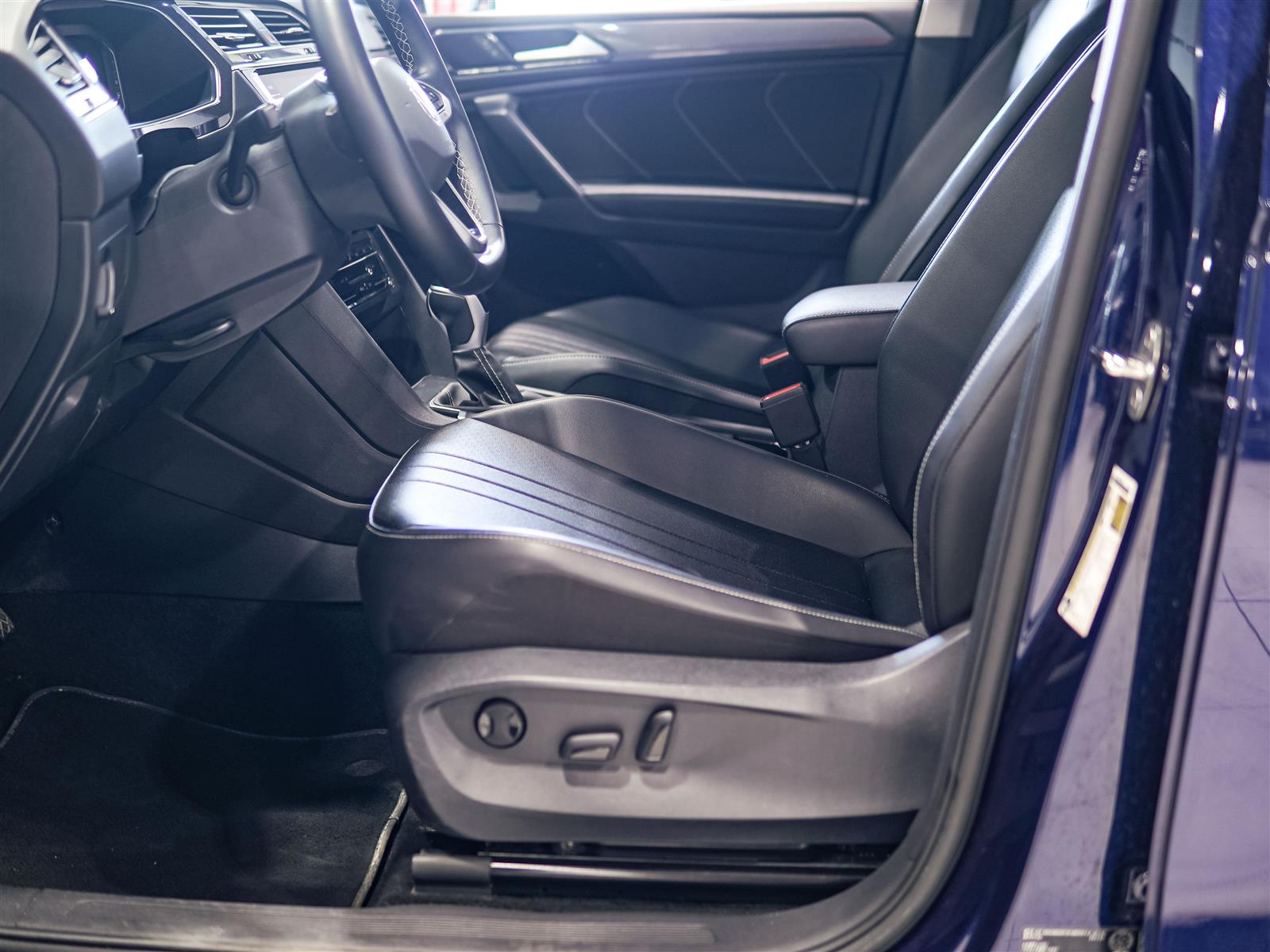 used 2024 Volkswagen Tiguan car, priced at $26,462