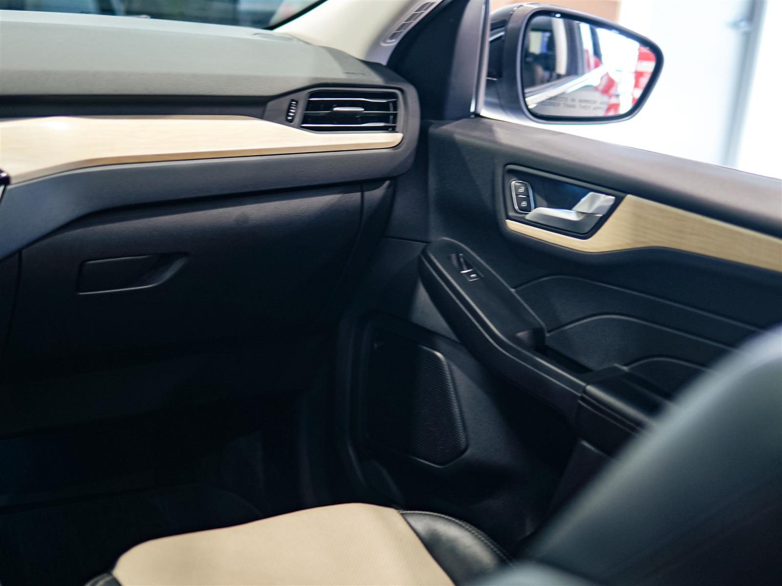 used 2022 Ford Escape car, priced at $24,962