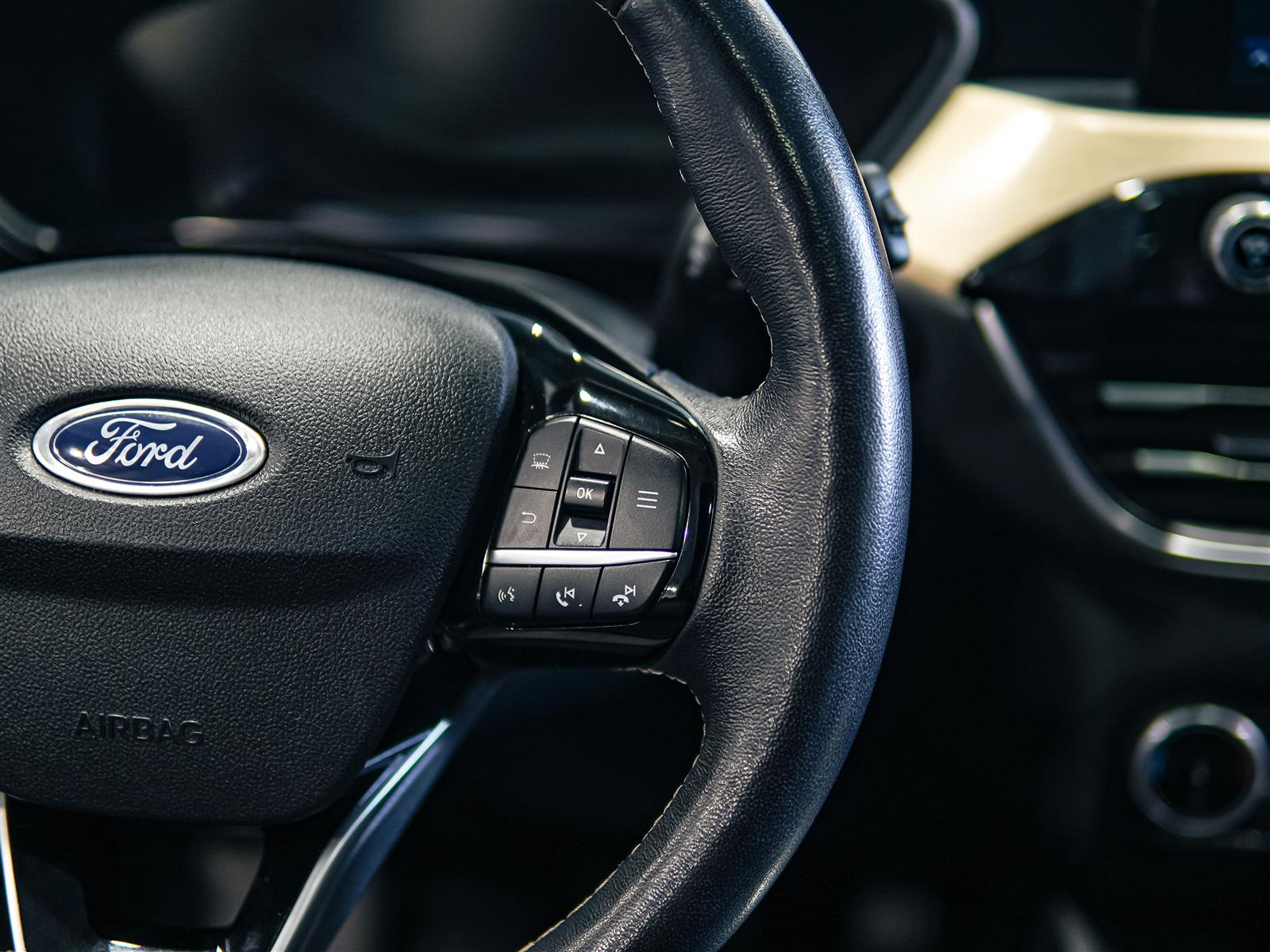 used 2022 Ford Escape car, priced at $24,962