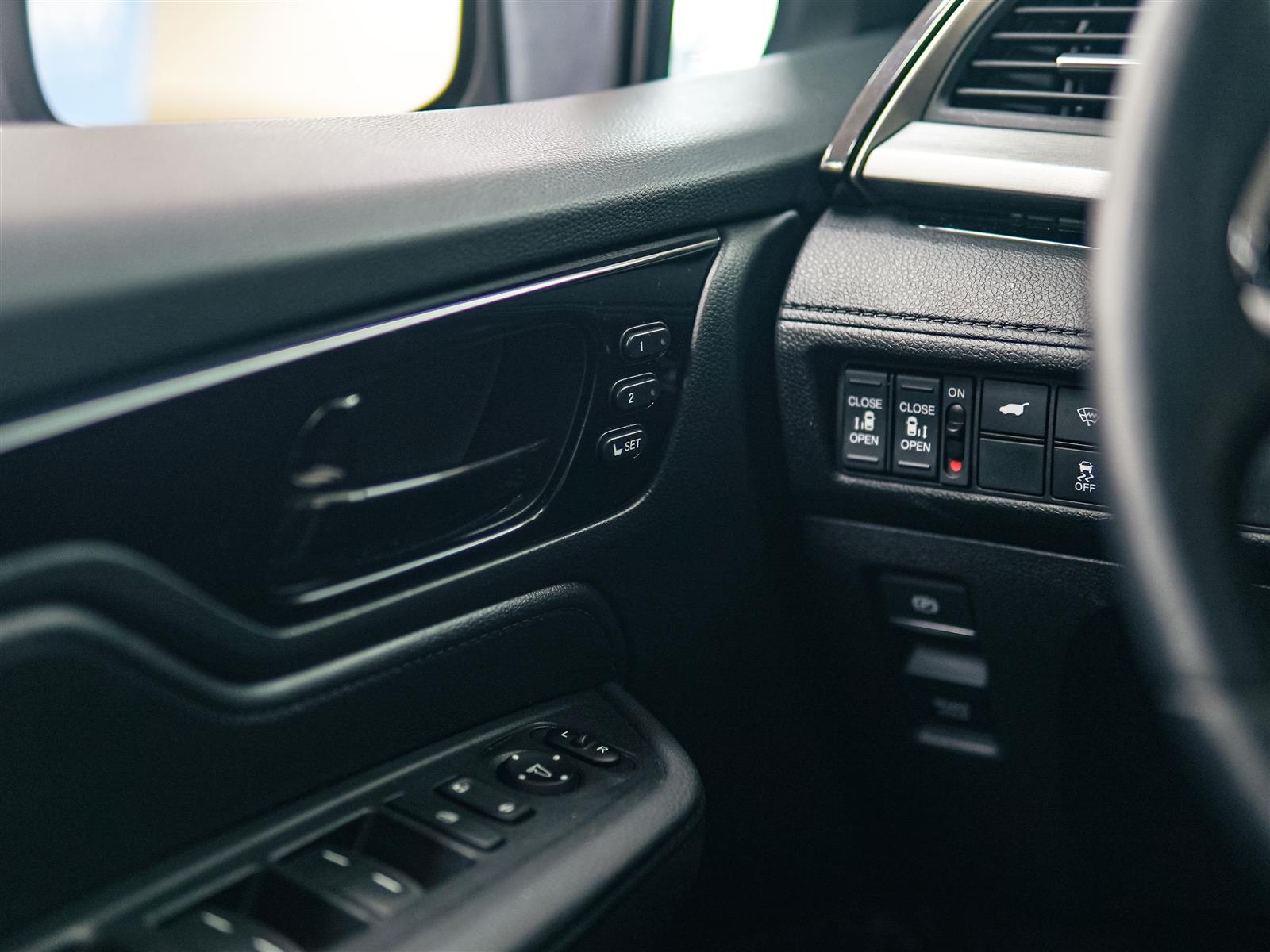 used 2022 Honda Odyssey car, priced at $41,492
