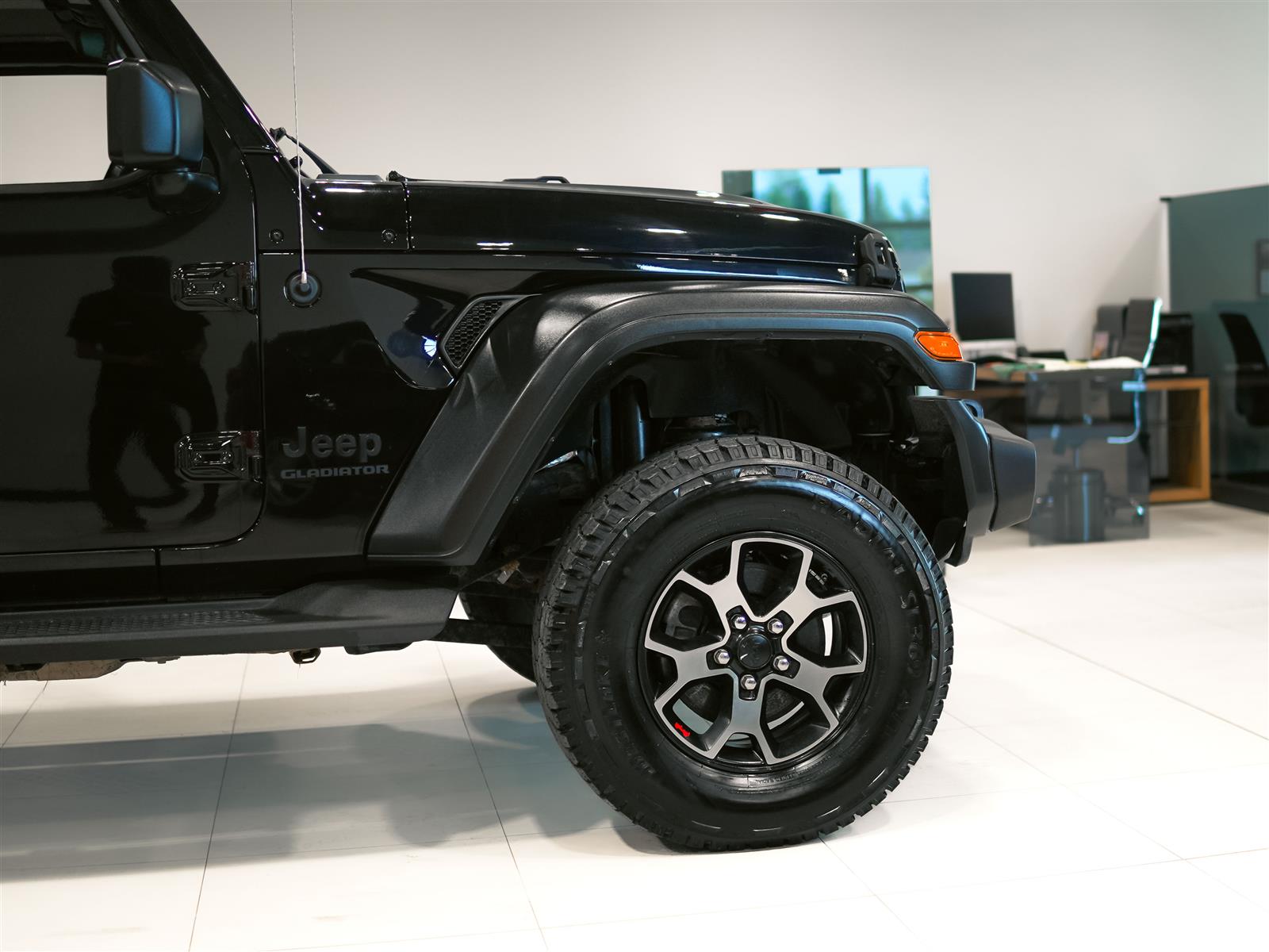 used 2020 Jeep Gladiator car, priced at $32,963