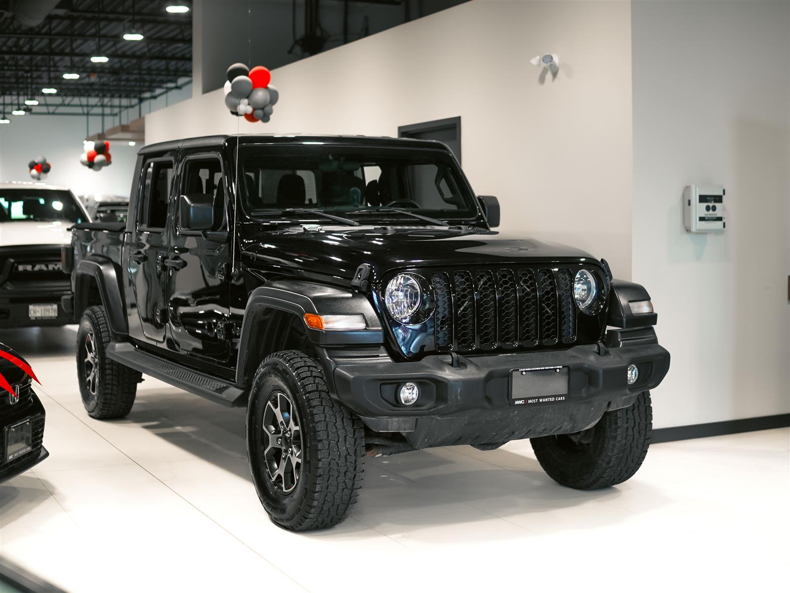 used 2020 Jeep Gladiator car, priced at $32,963