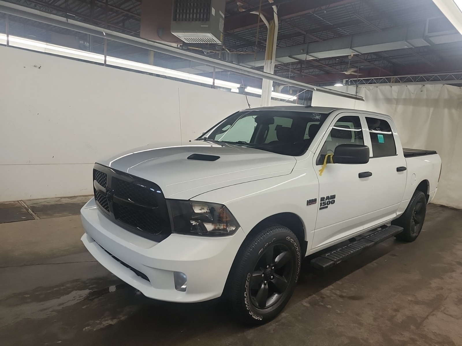 used 2022 Ram 1500 Classic car, priced at $37,963