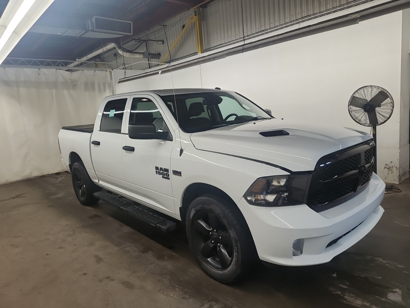 used 2022 Ram 1500 Classic car, priced at $37,963