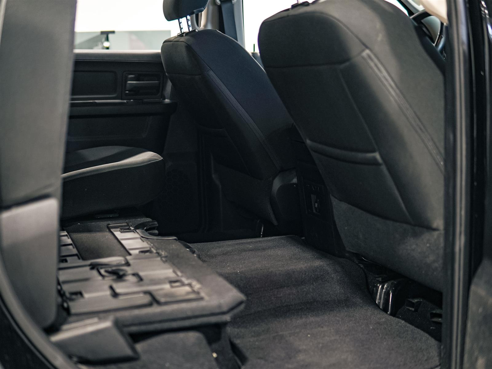 used 2022 Ram 1500 Classic car, priced at $37,983