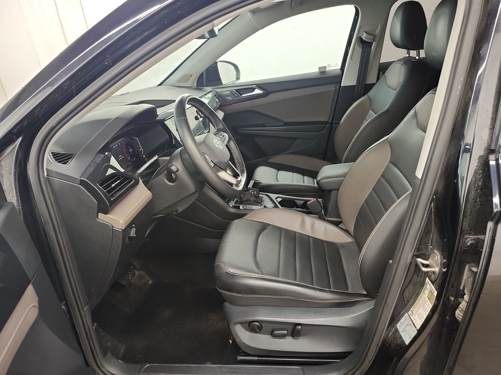 used 2022 Volkswagen Taos car, priced at $23,962