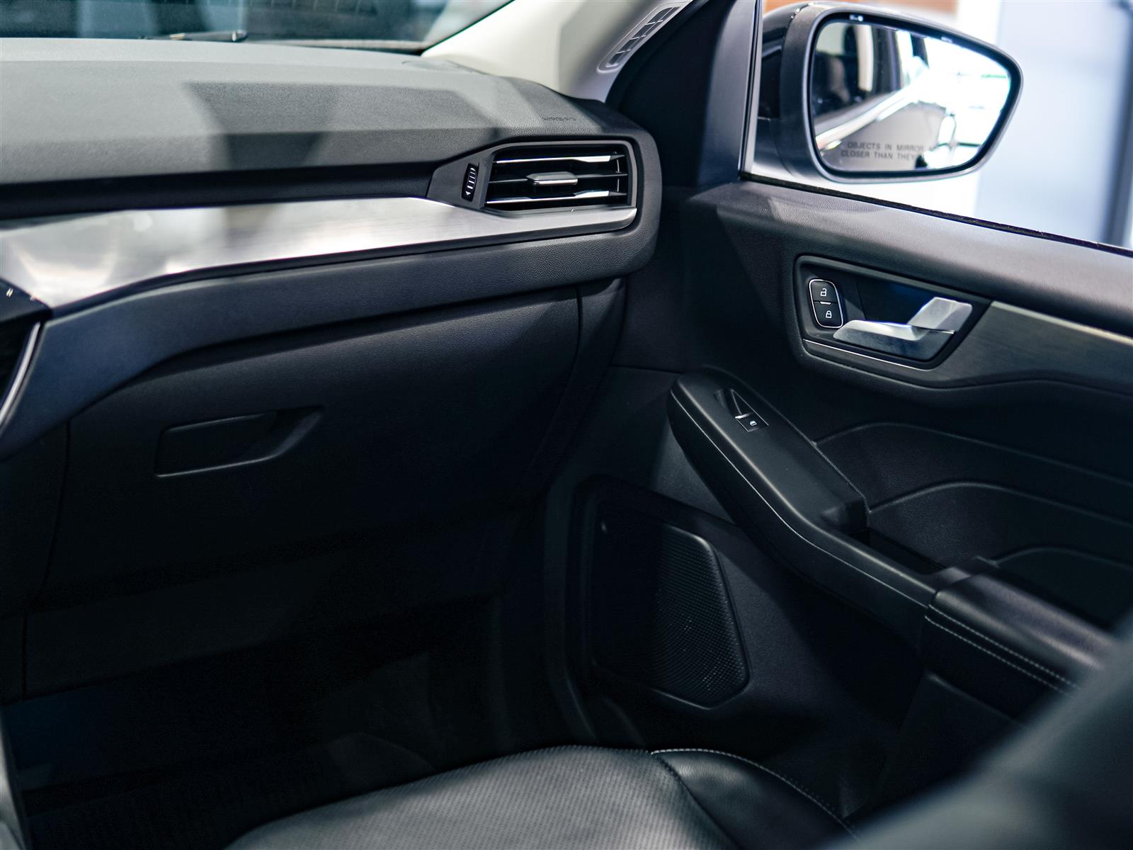 used 2022 Ford Escape Hybrid car, priced at $23,692