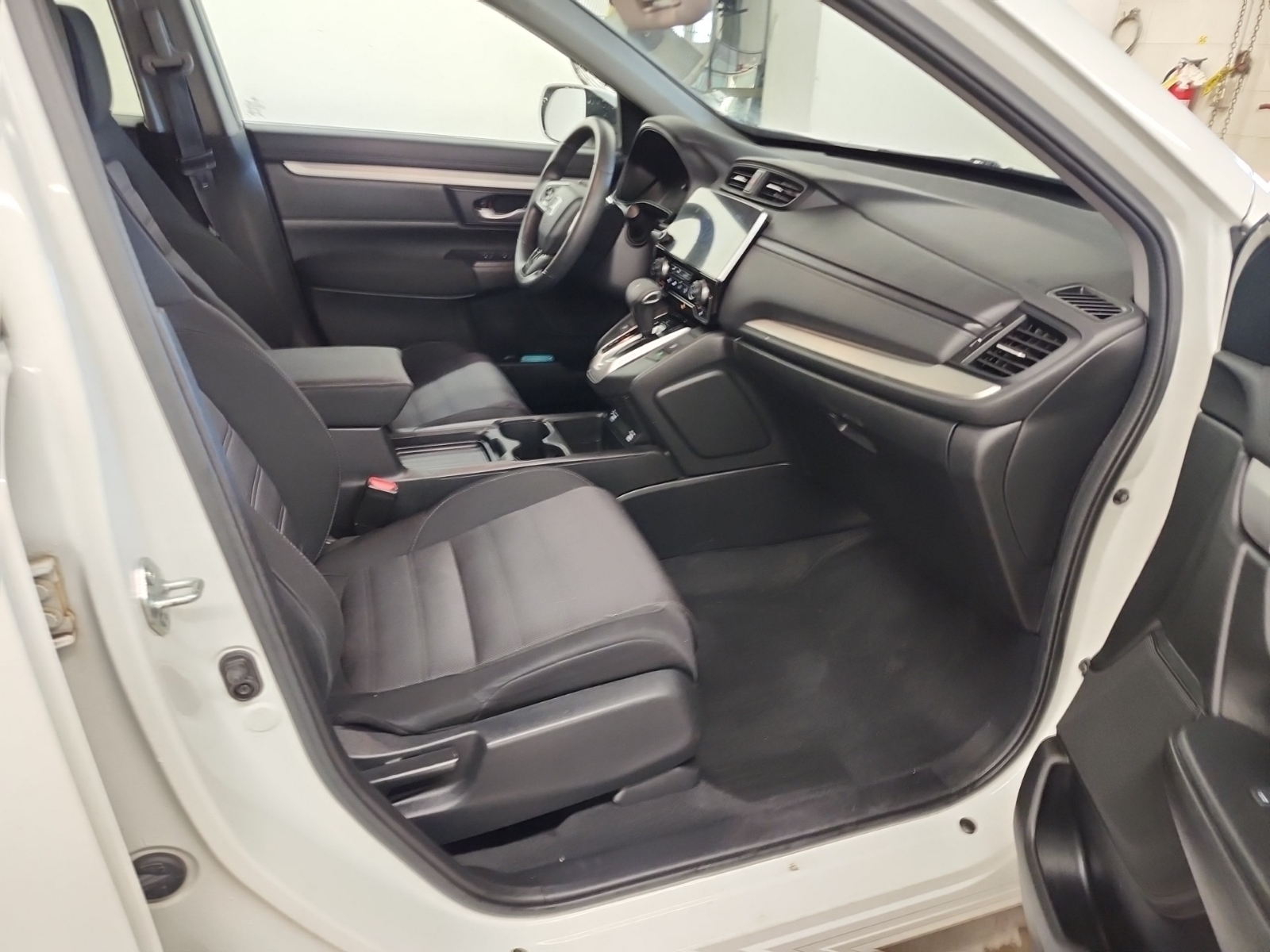 used 2022 Honda CR-V car, priced at $27,462