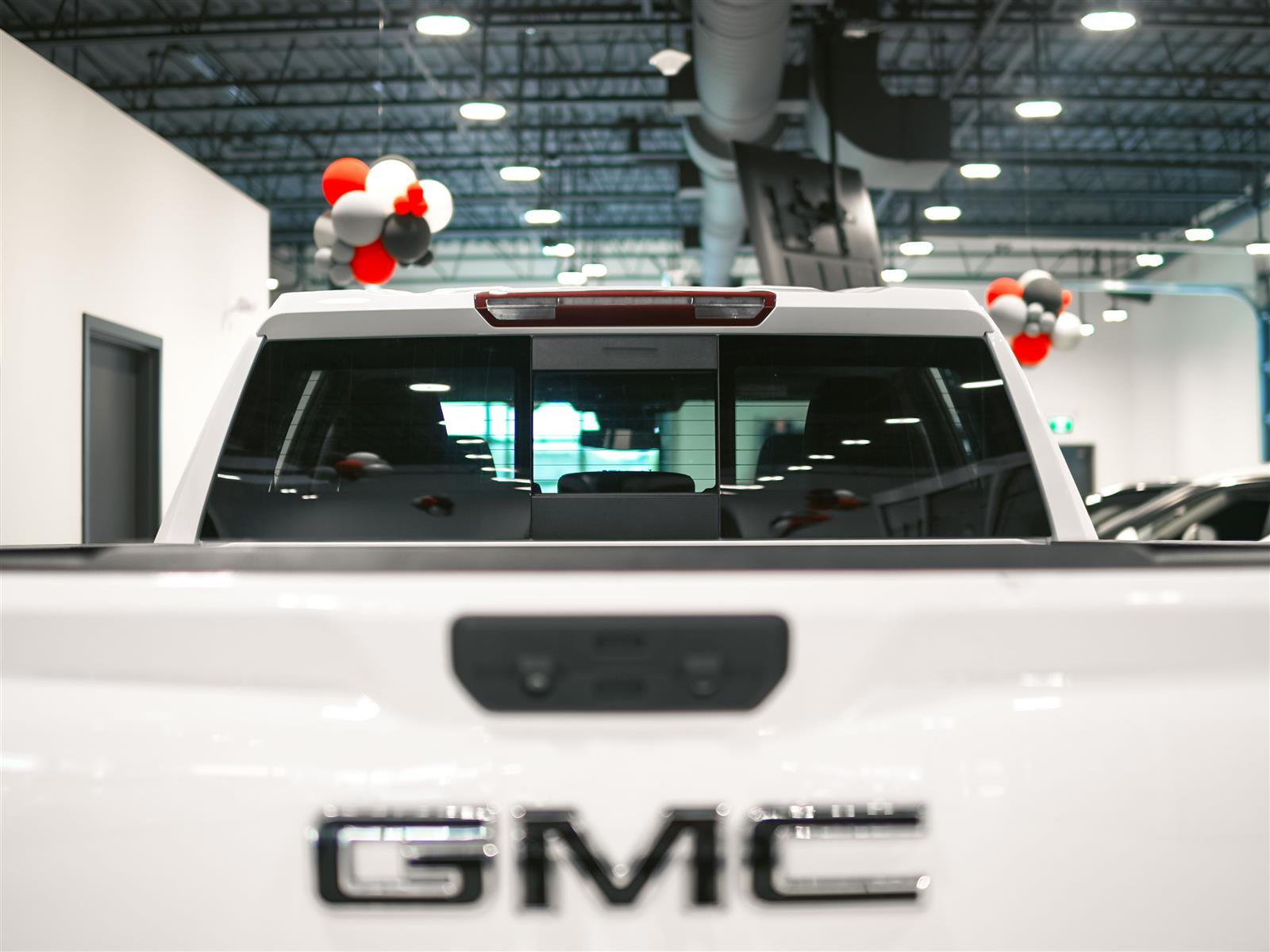 used 2024 GMC Sierra 1500 car, priced at $50,965