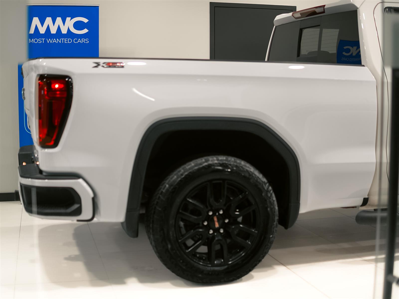 used 2024 GMC Sierra 1500 car, priced at $50,965
