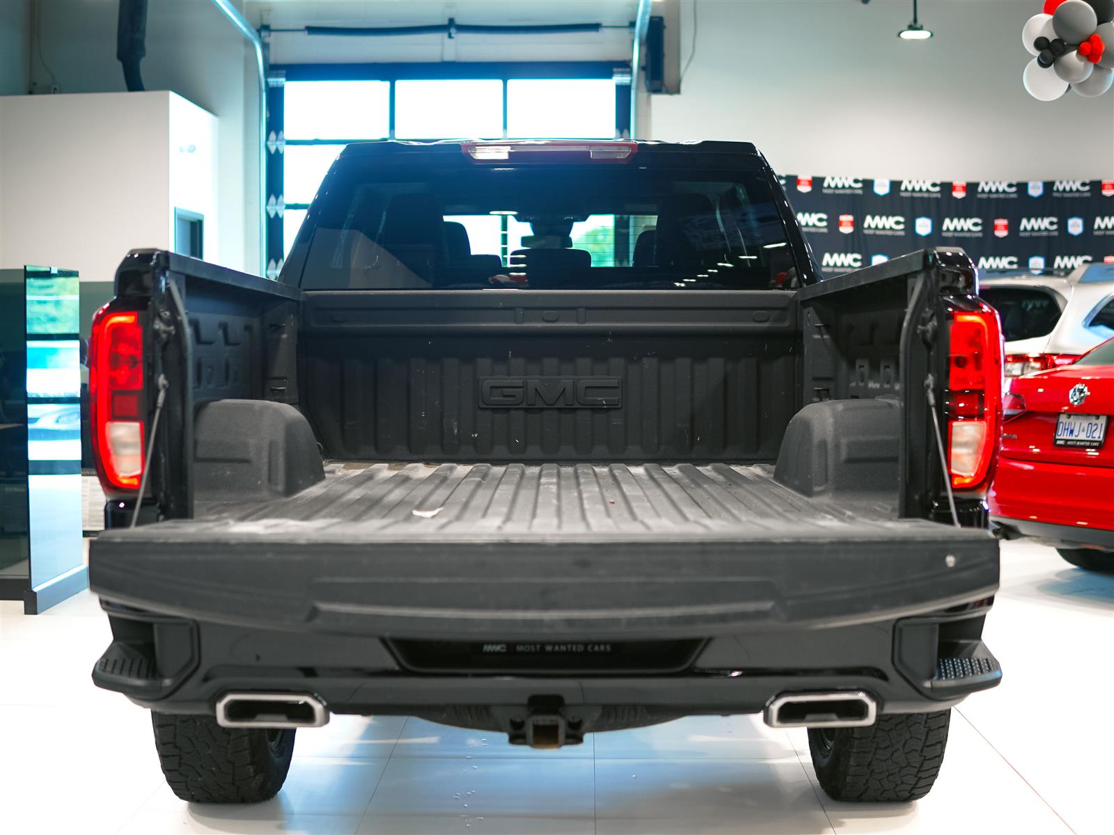 used 2024 GMC Sierra 1500 car, priced at $52,887