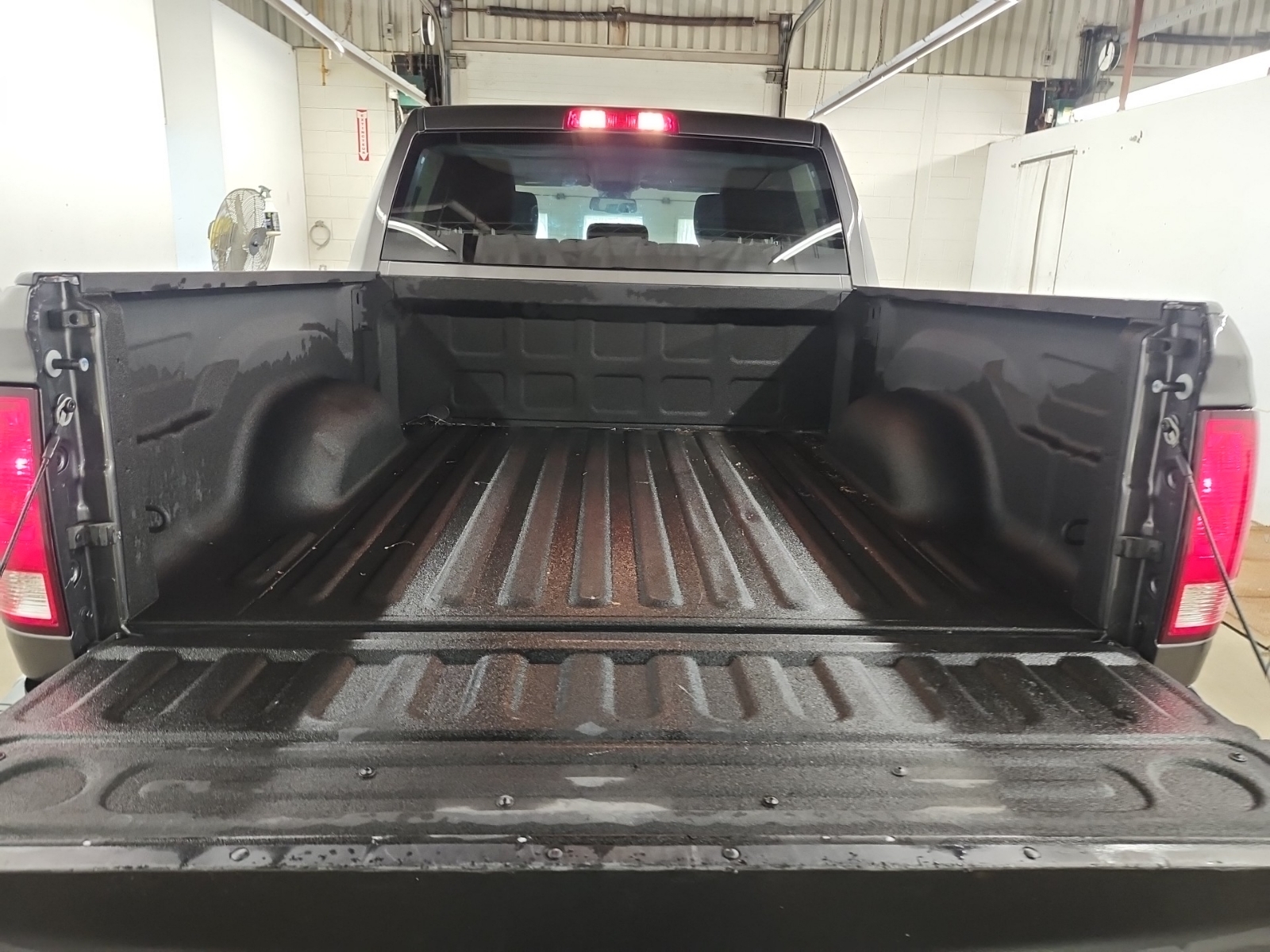 used 2022 Ram 1500 Classic car, priced at $35,964