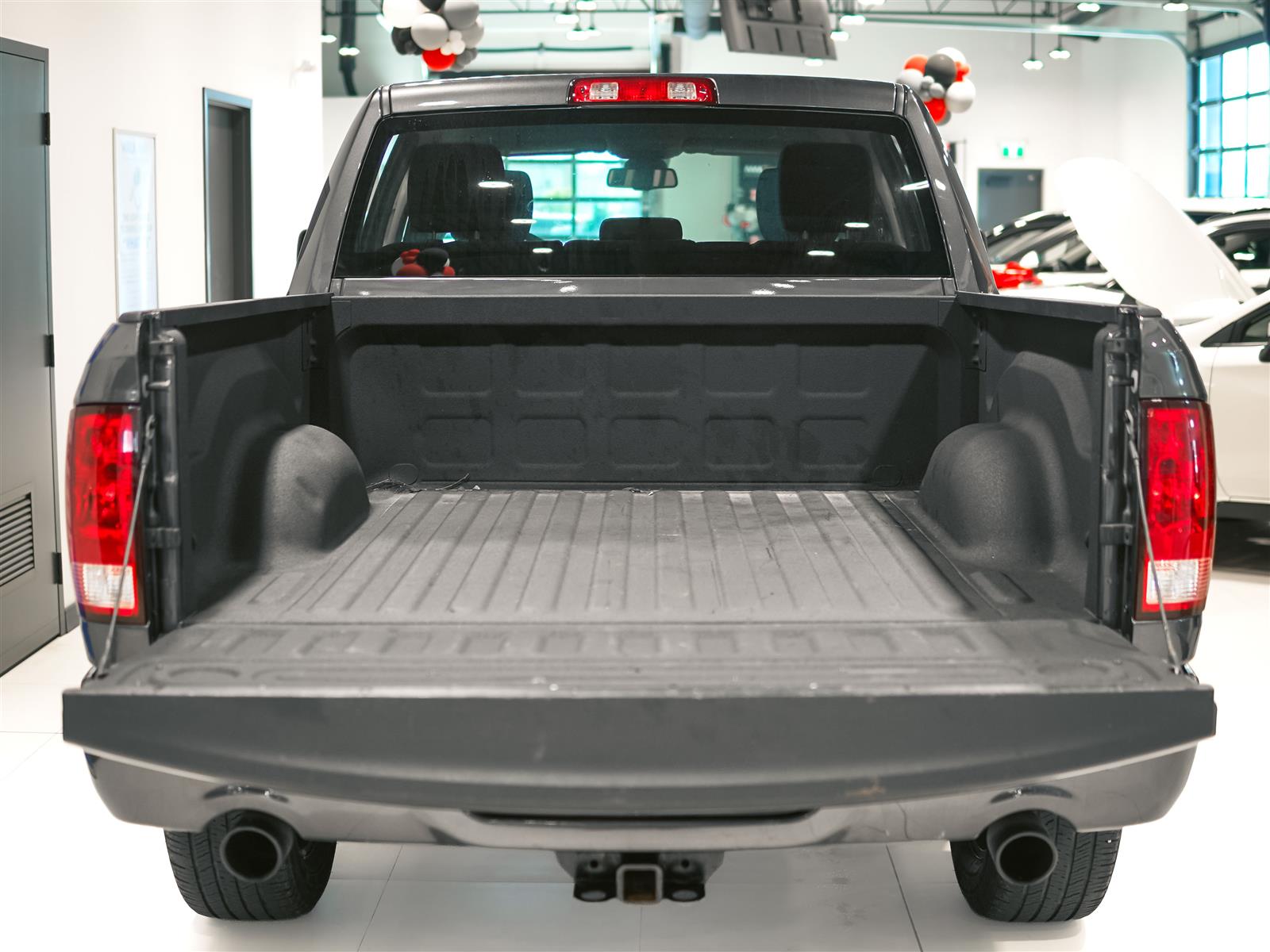used 2022 Ram 1500 Classic car, priced at $35,653